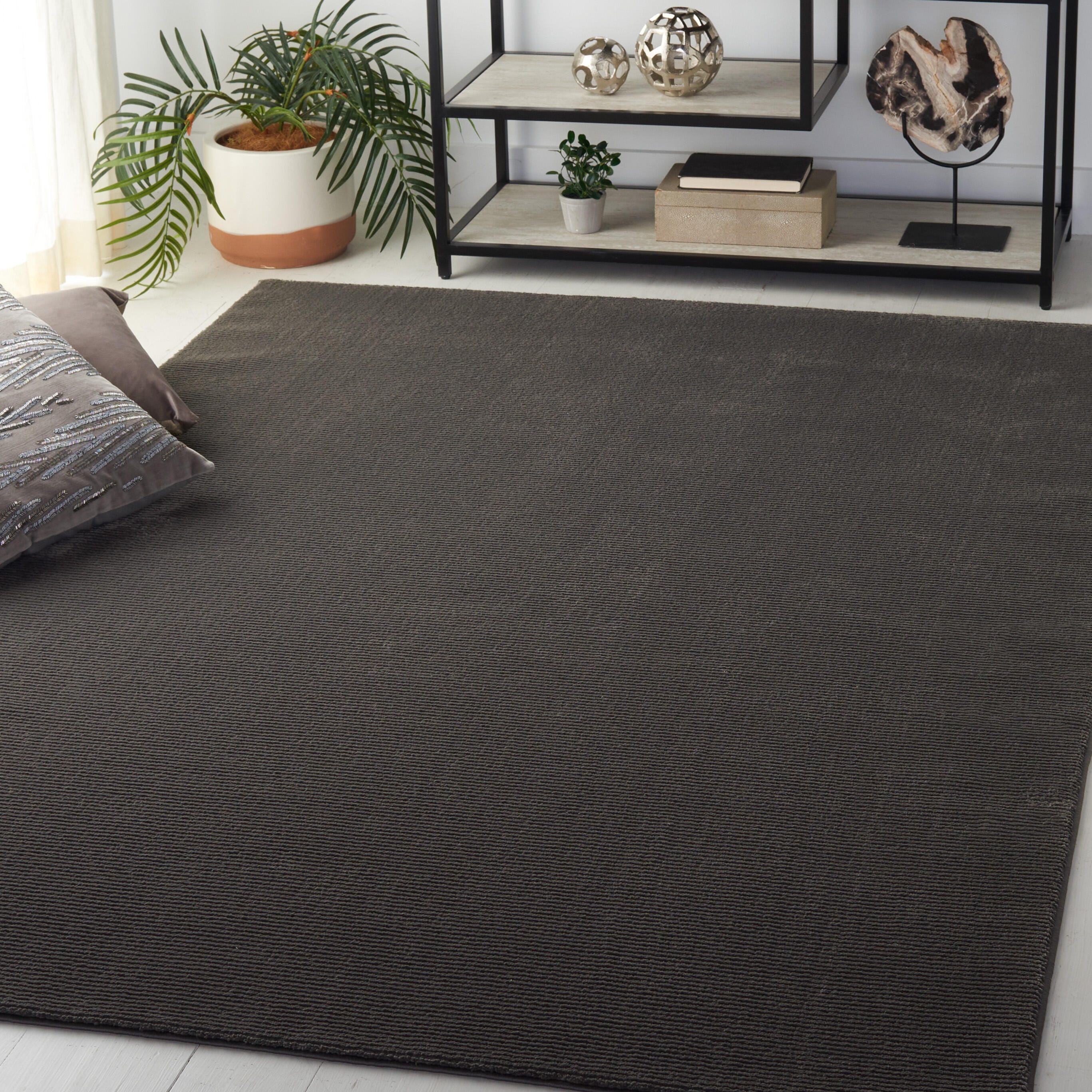 Safavieh Revive 6' 7" x 9' Area Rug, Charcoal, rollover