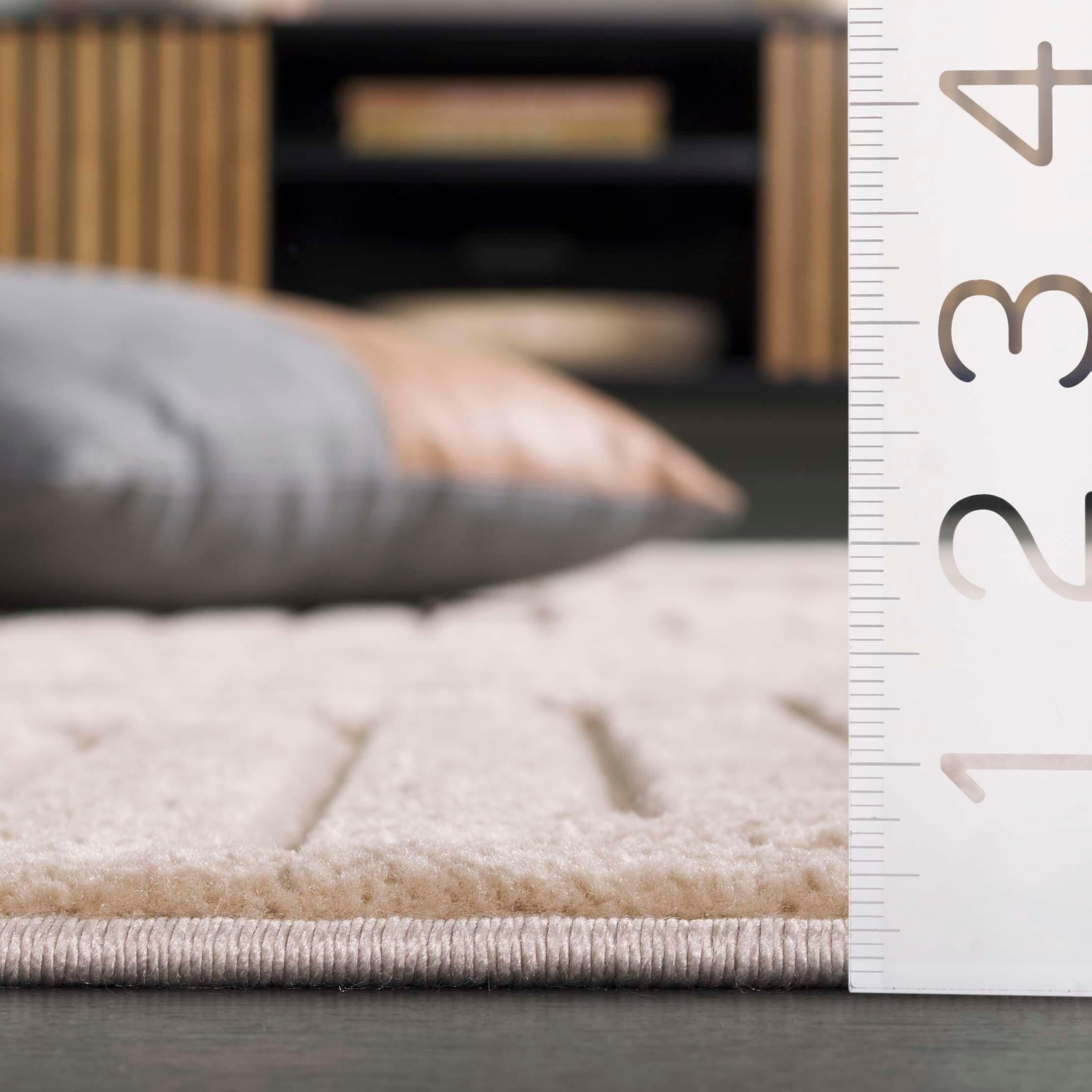 Safavieh Selena 6' 7" x 6' 7" Square Area Rug, Beige, large