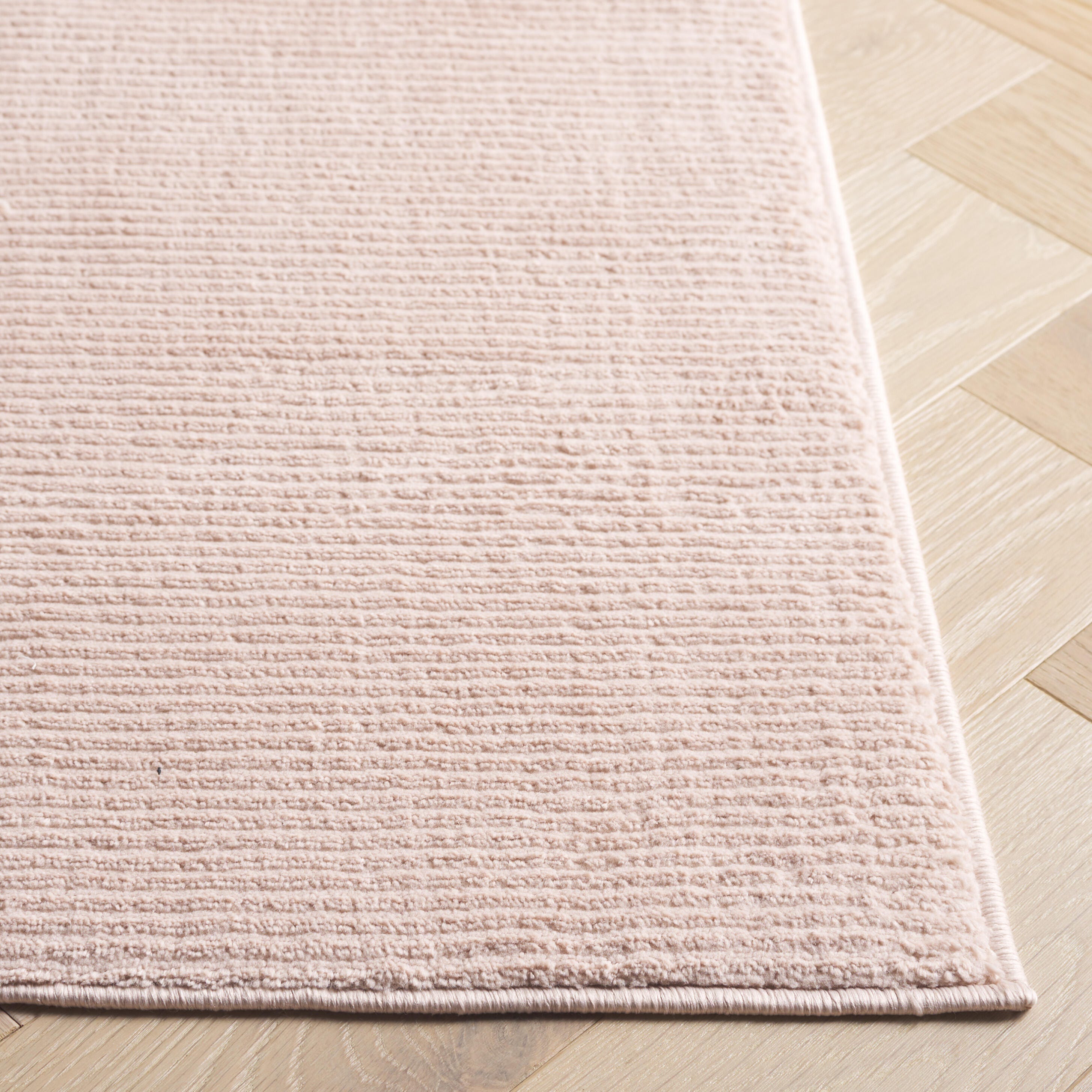 Safavieh Revive 4' x 6' Area Rug, Pink, large