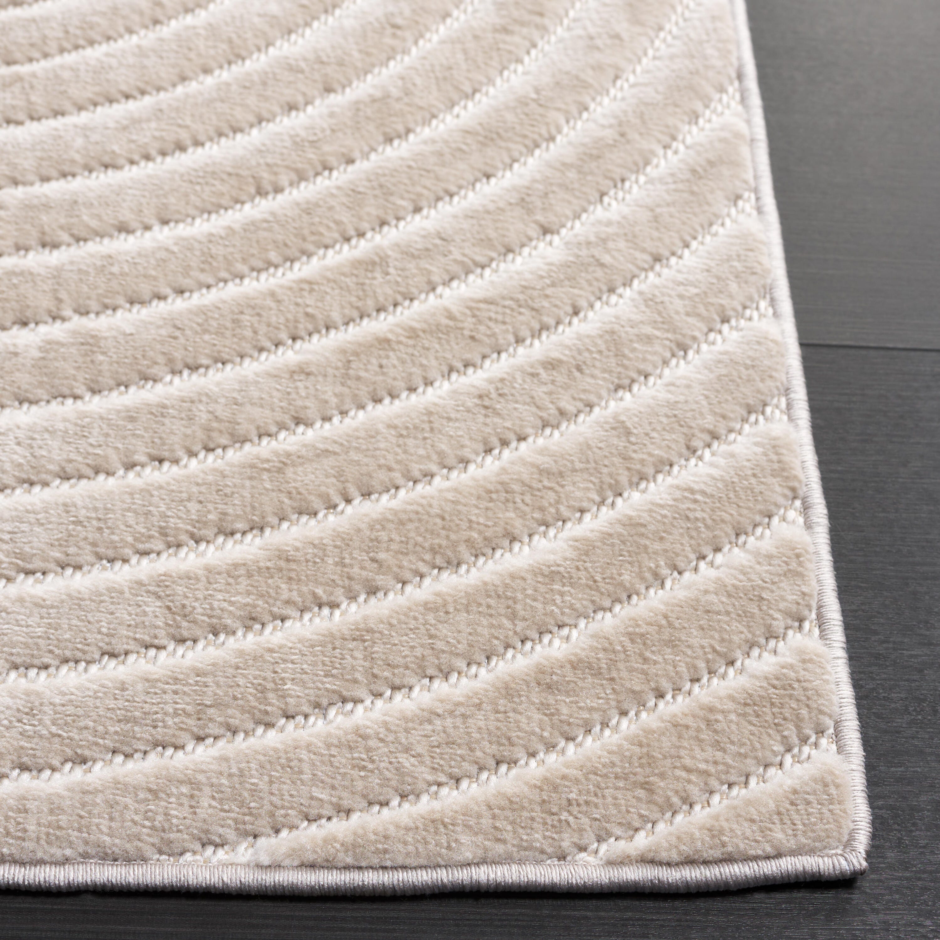 Safavieh Selena 2' 2" x 8' Runner Rug, Beige, large