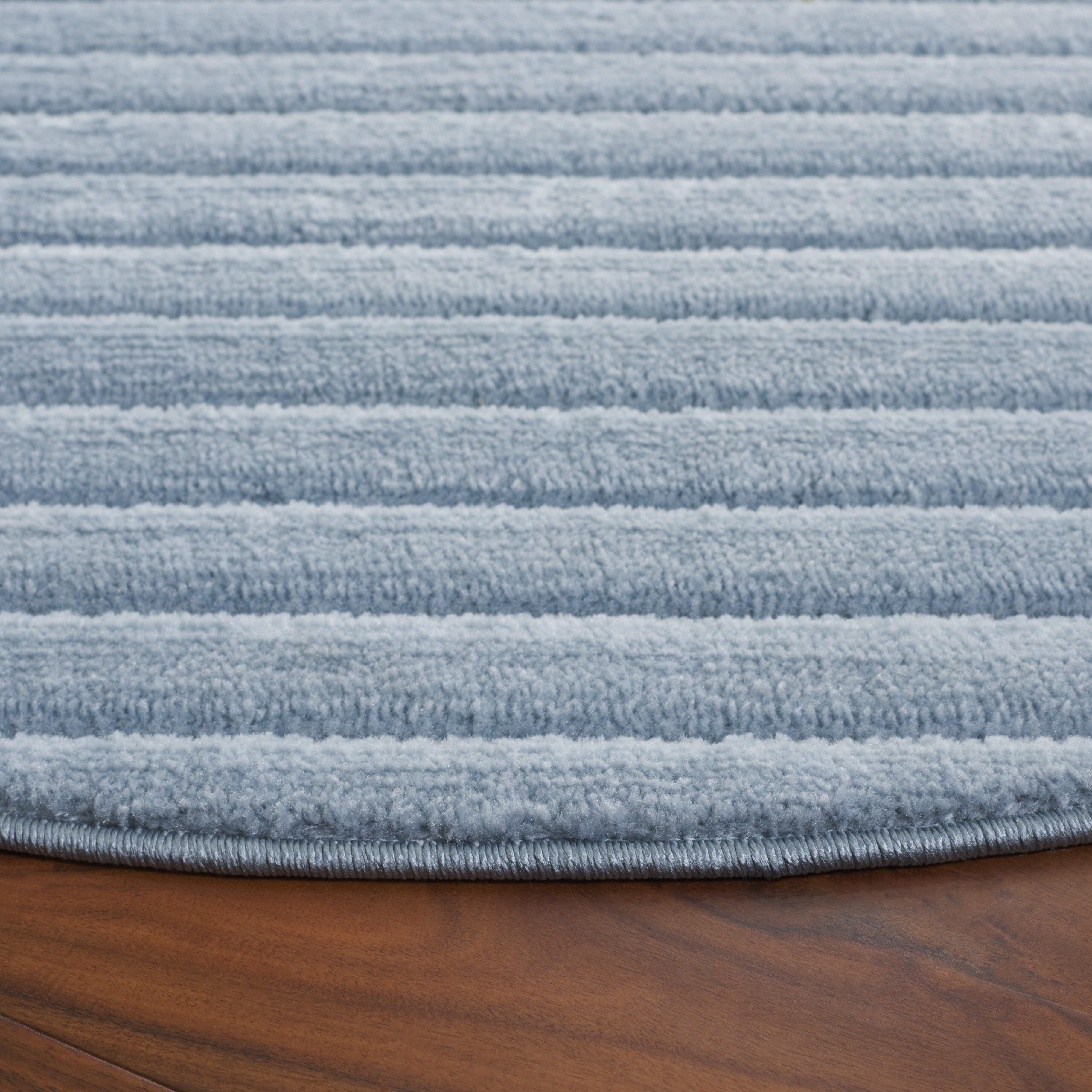 Safavieh Selena 6' 7" x 6' 7" Round Area Rug, Blue, large