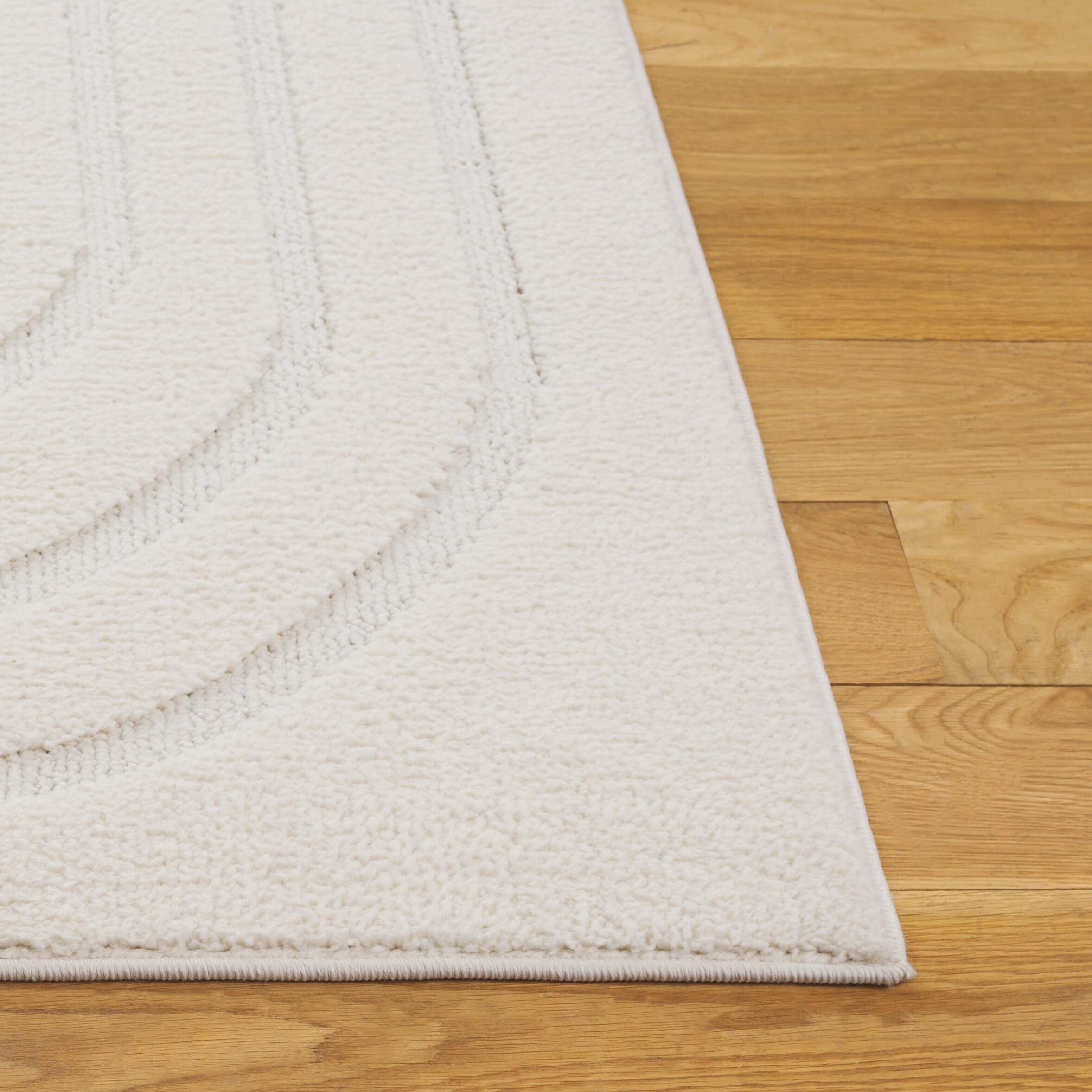 Safavieh Ramona 2' 2" x 8' Runner Rug, Ivory, large