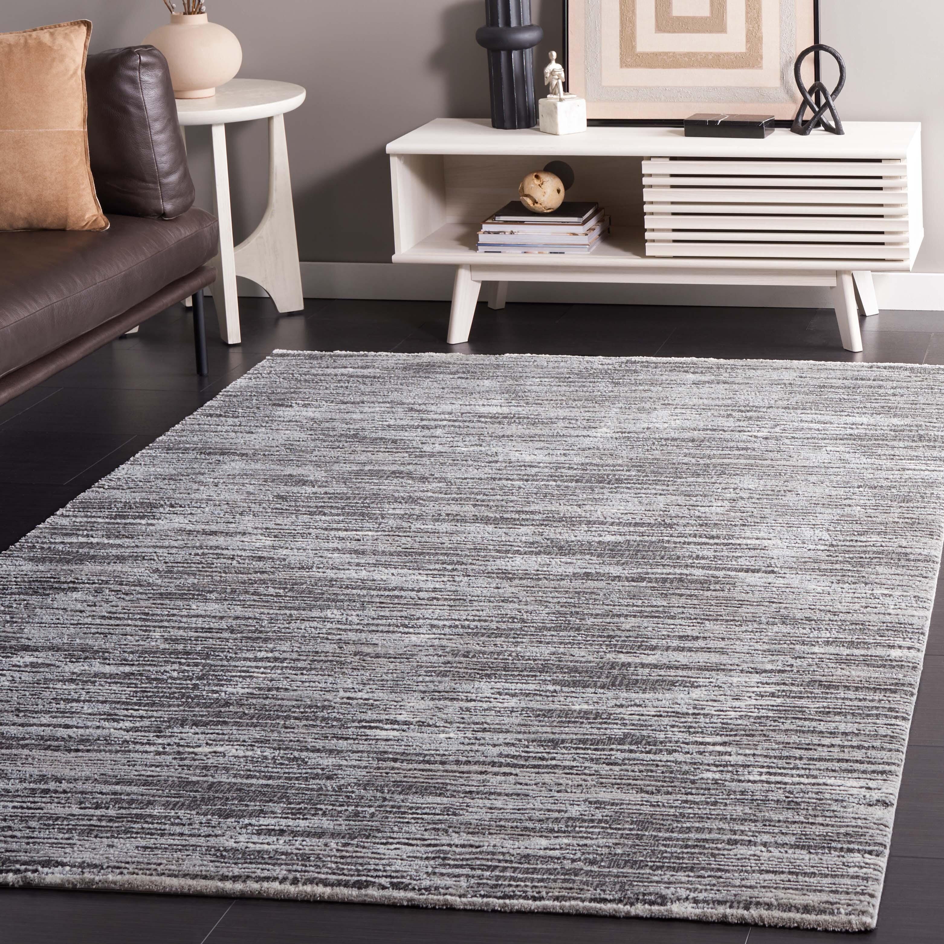 Safavieh Revive 5' 3" x 7' 7" Area Rug, Gray, rollover
