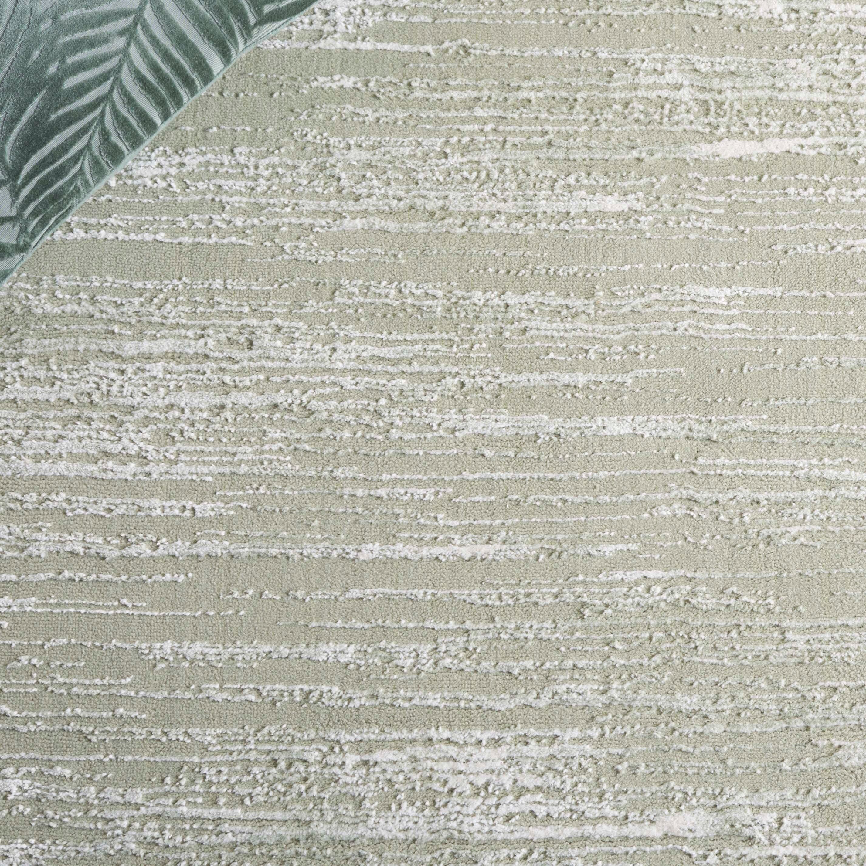 Safavieh Revive 5' 3" x 7' 7" Area Rug, Sage/Ivory, large