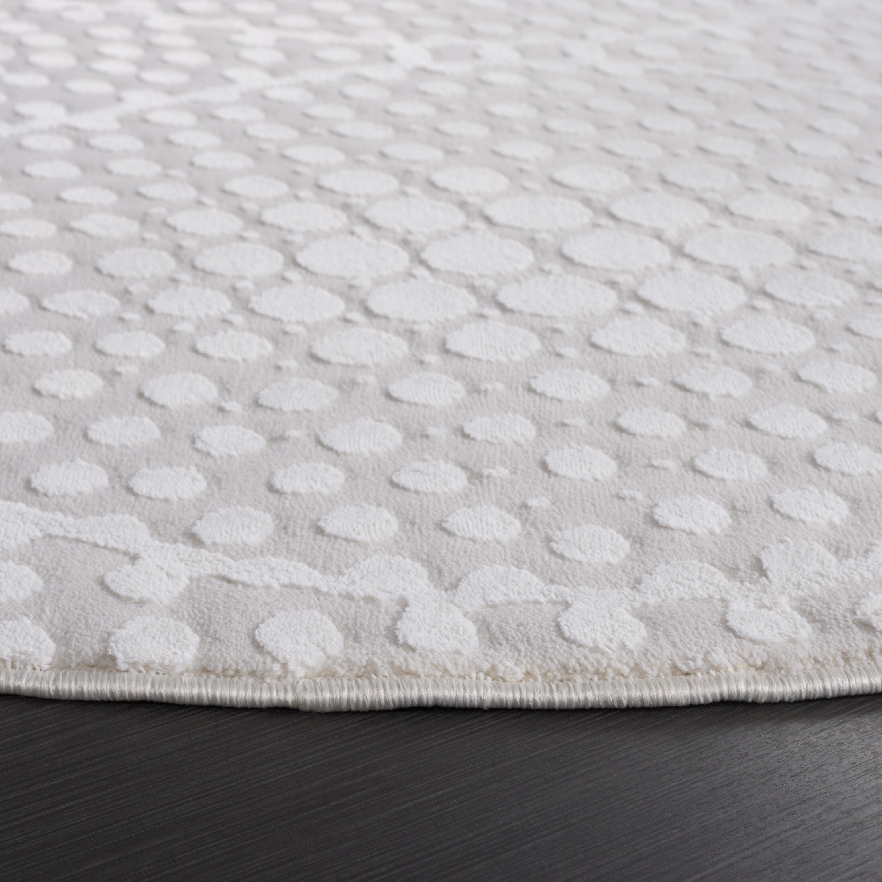 Safavieh Revive 6' 7" x 6' 7" Round Area Rug, Ivory, large