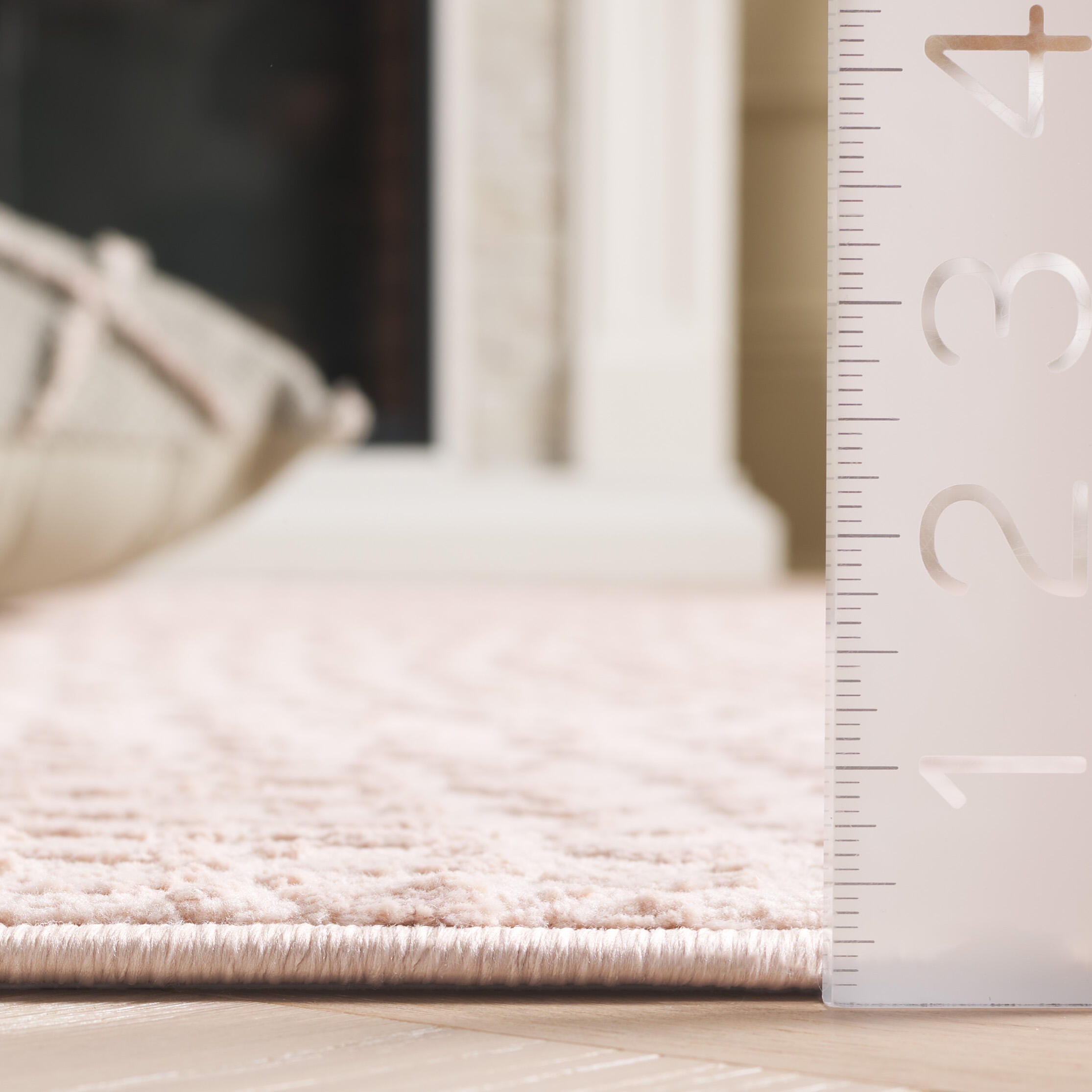 Safavieh Revive 2' 7" x 5' Area Rug, Pink, large