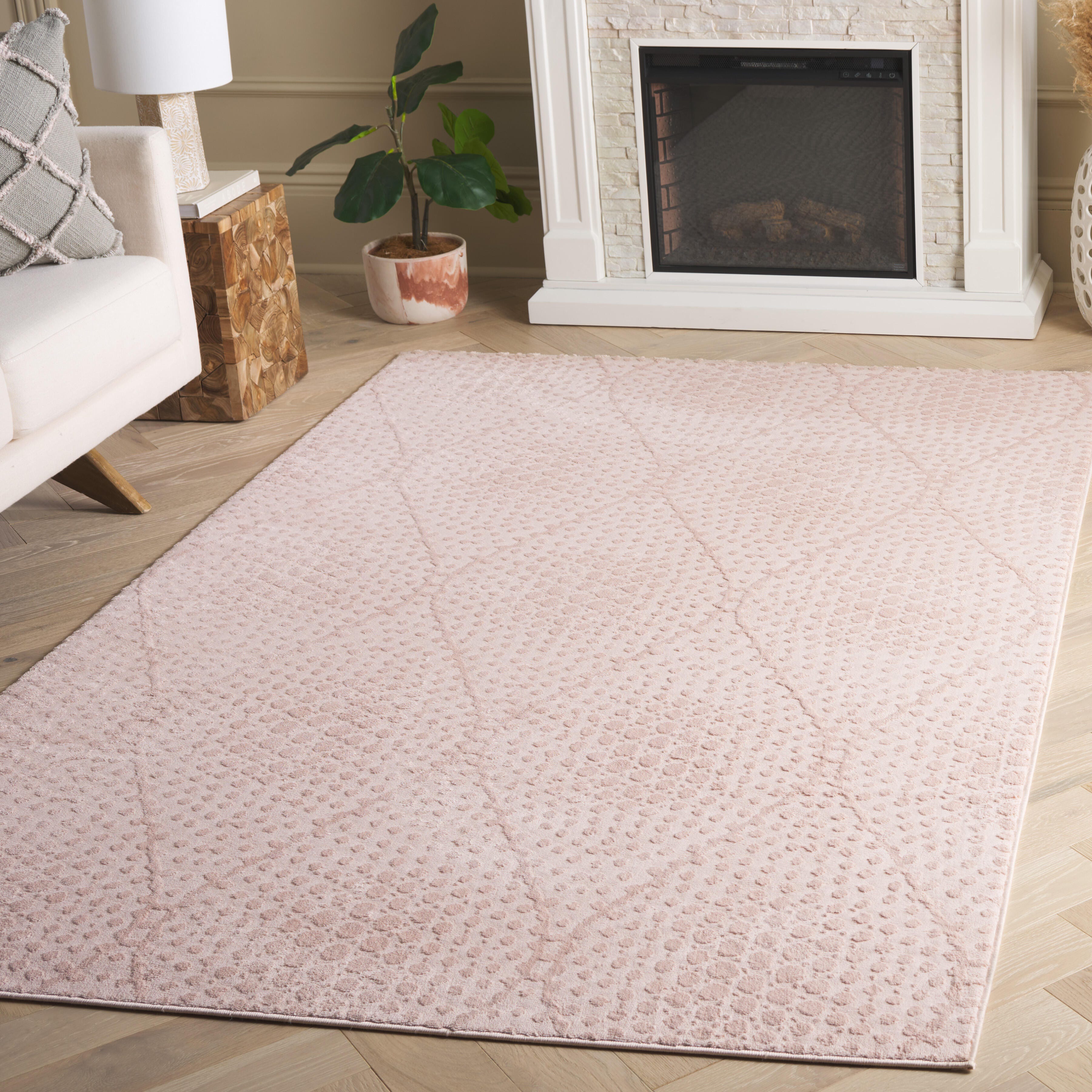 Safavieh Revive 5' 3" x 7' 7" Area Rug, Pink, rollover