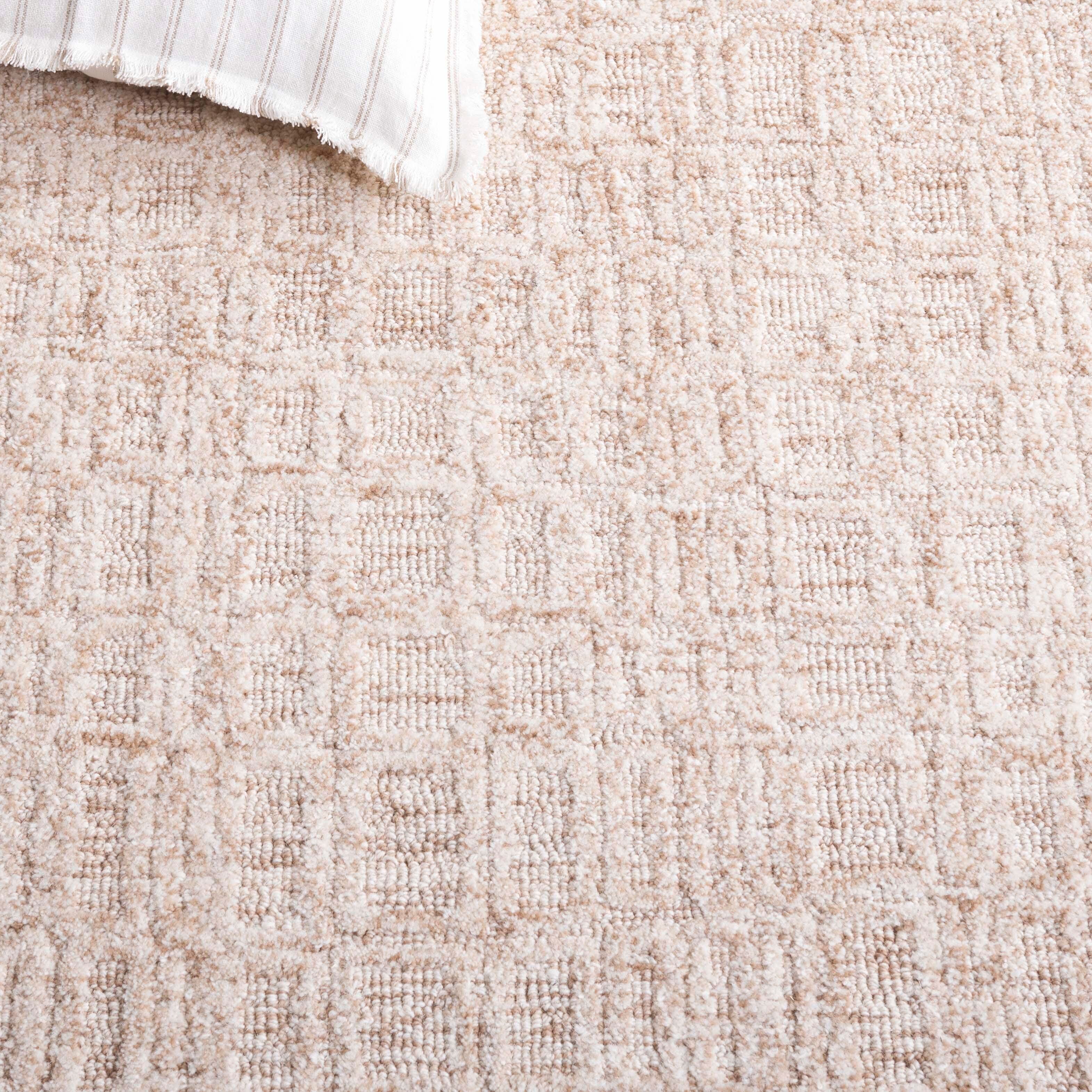Safavieh Pine 4' x 6' Area Rug, Light Brown/Ivory, large