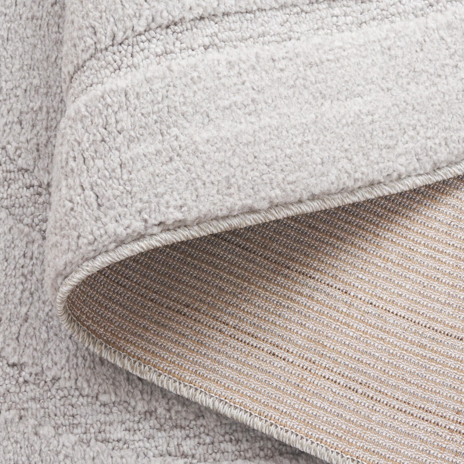 Safavieh Ramona 5' 3" x 7' 6" Area Rug, Light Gray, large