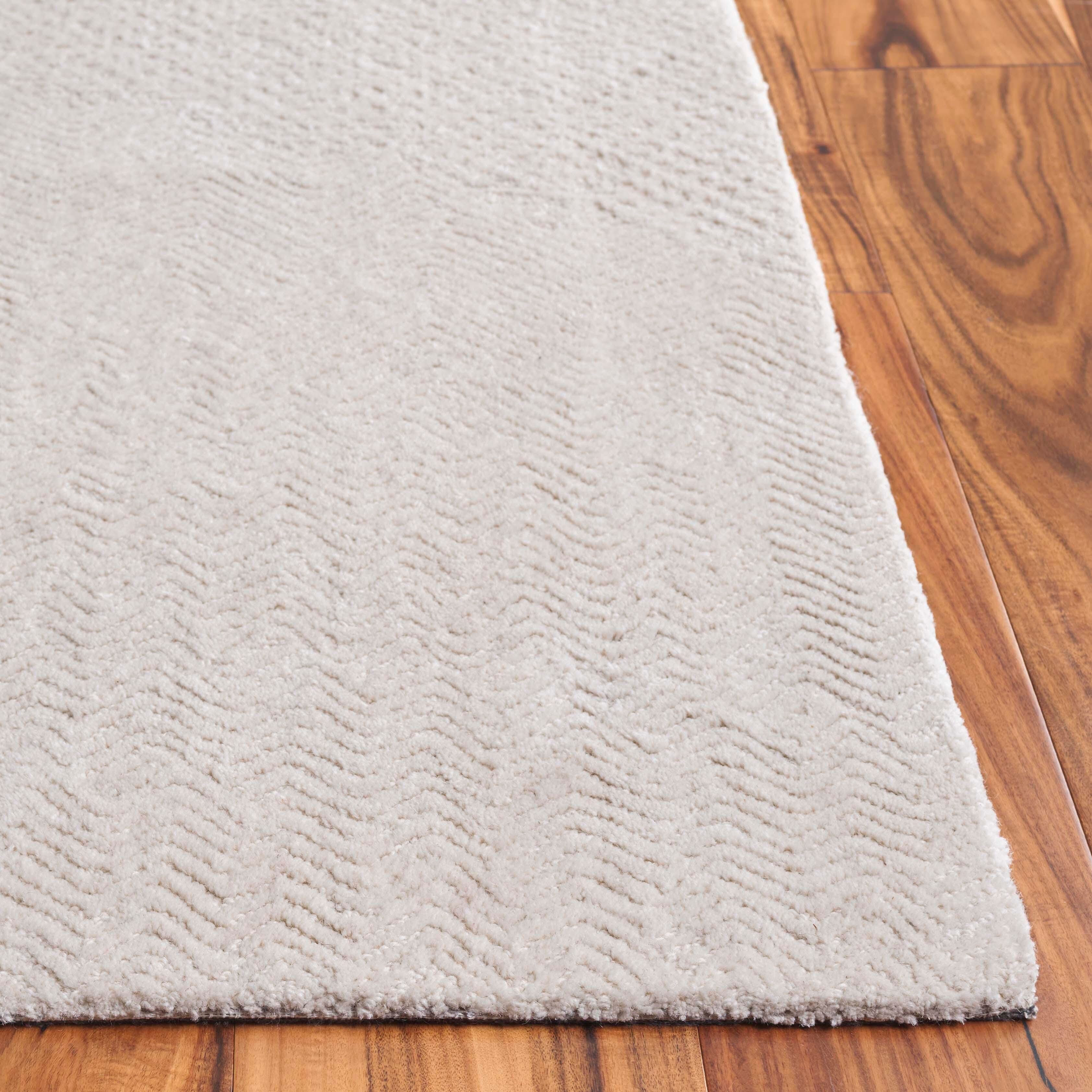 Safavieh Pine 5' x 8' Area Rug, Ivory, large