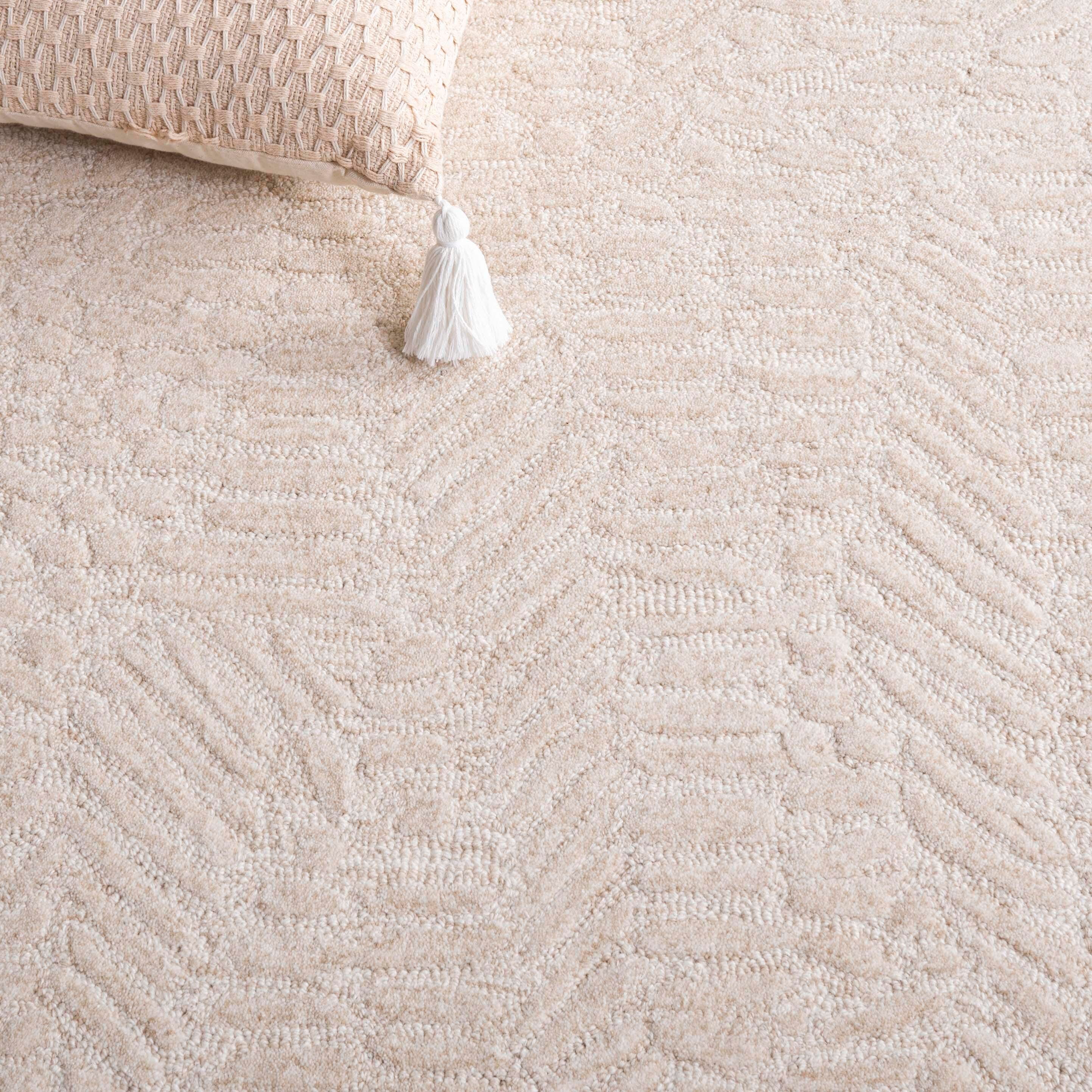 Safavieh Pine 2' 3" x 8' Runner Rug, Beige, large