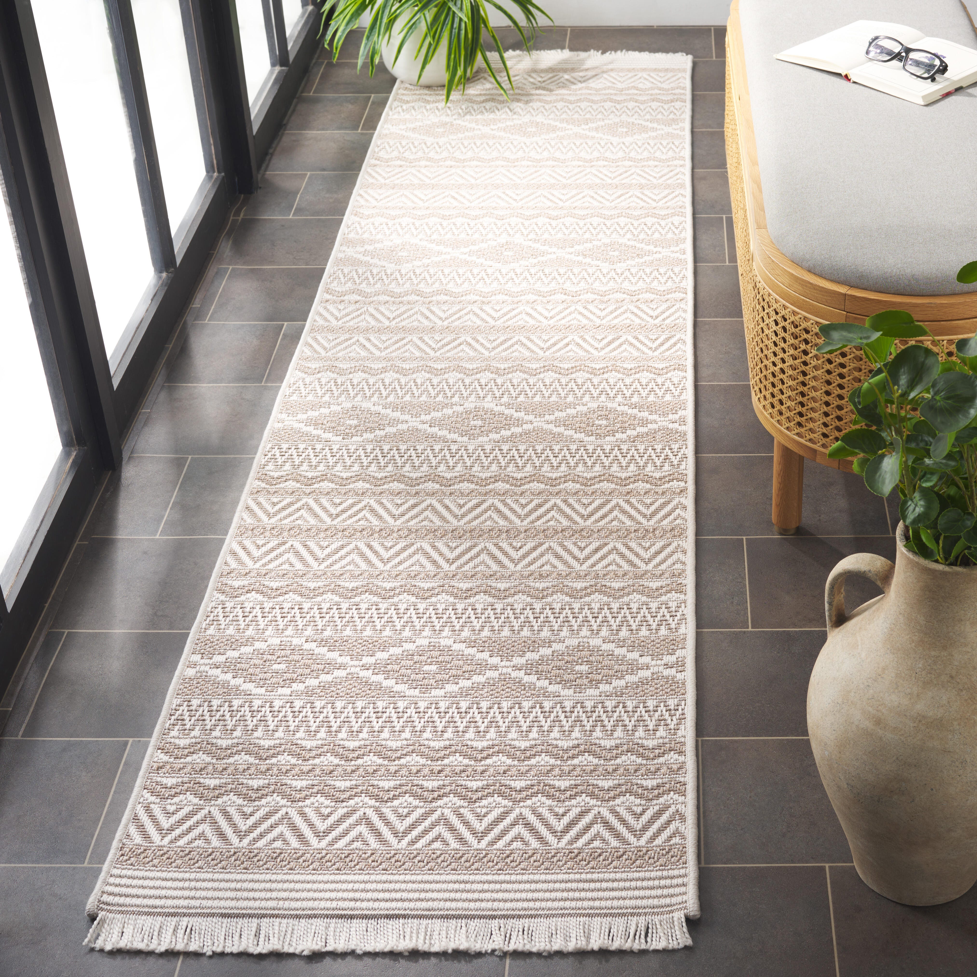 Safavieh Wicker 2' 2" x 8' Runner Rug, Ivory/Beige, large