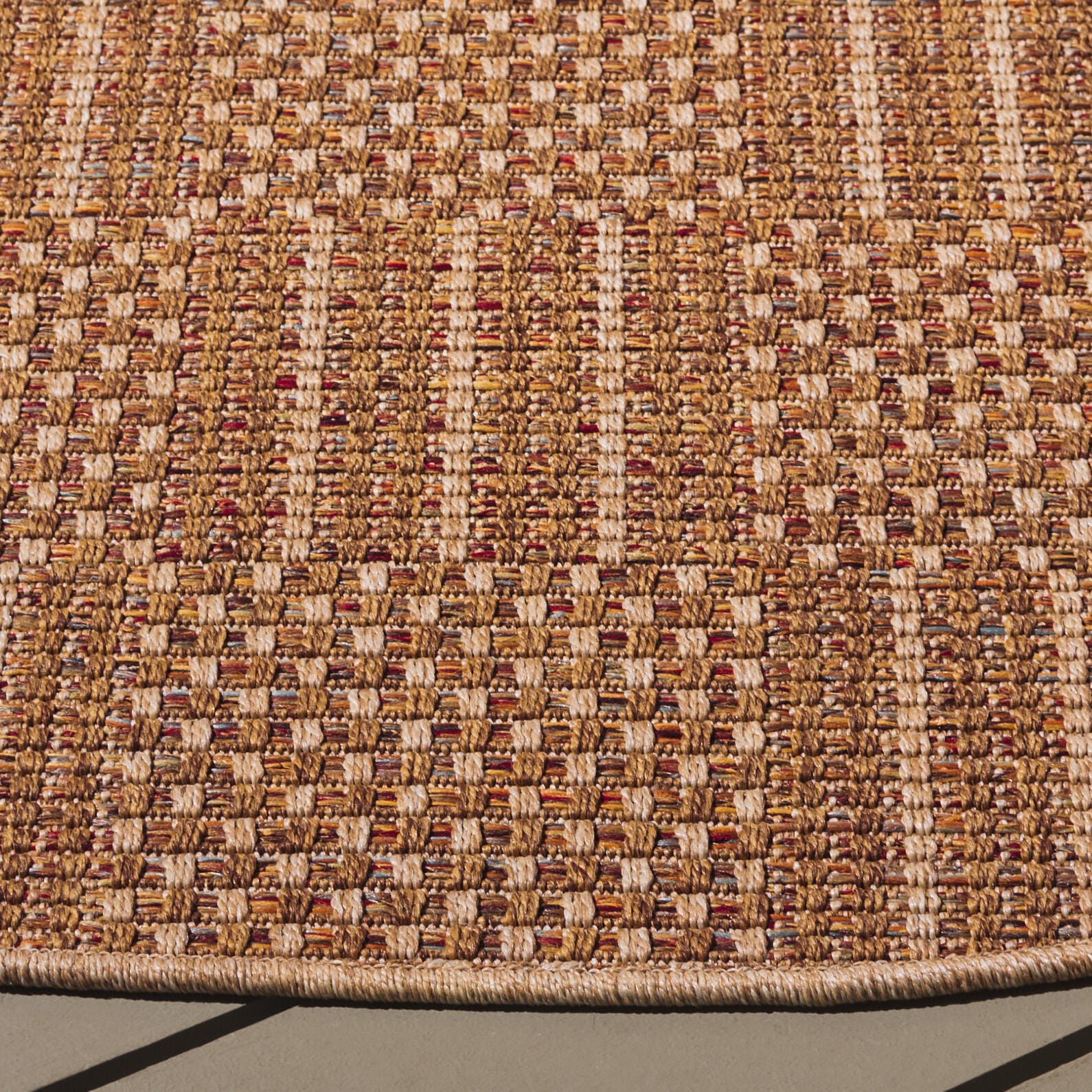 Safavieh Wicker 6' 7" x 6' 7" Round Area Rug, Natural/Brown, large