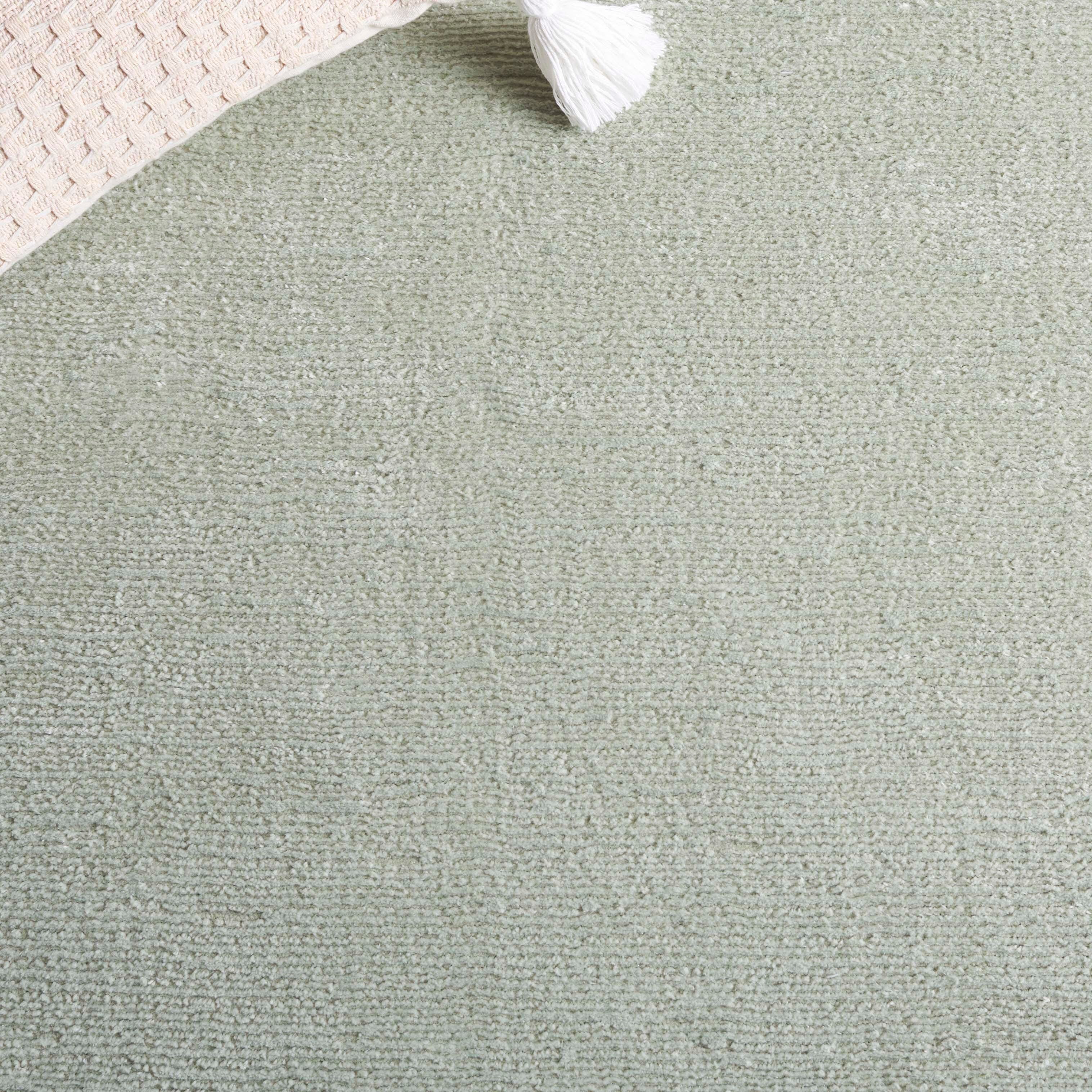 Safavieh Revive 4' x 6' Area Rug, Sage, large