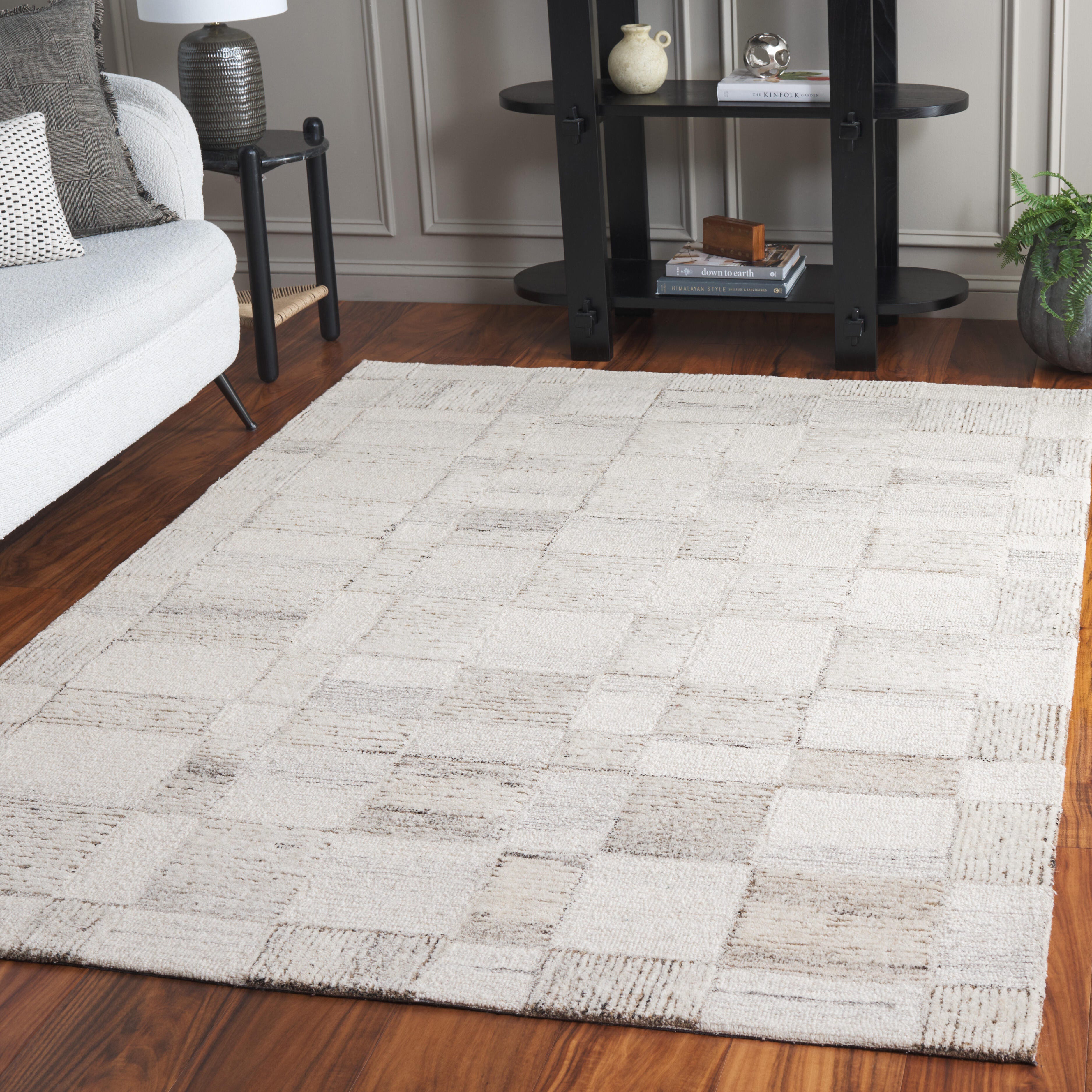 Safavieh Pine 6' x 9' Area Rug, Beige/Brown, rollover