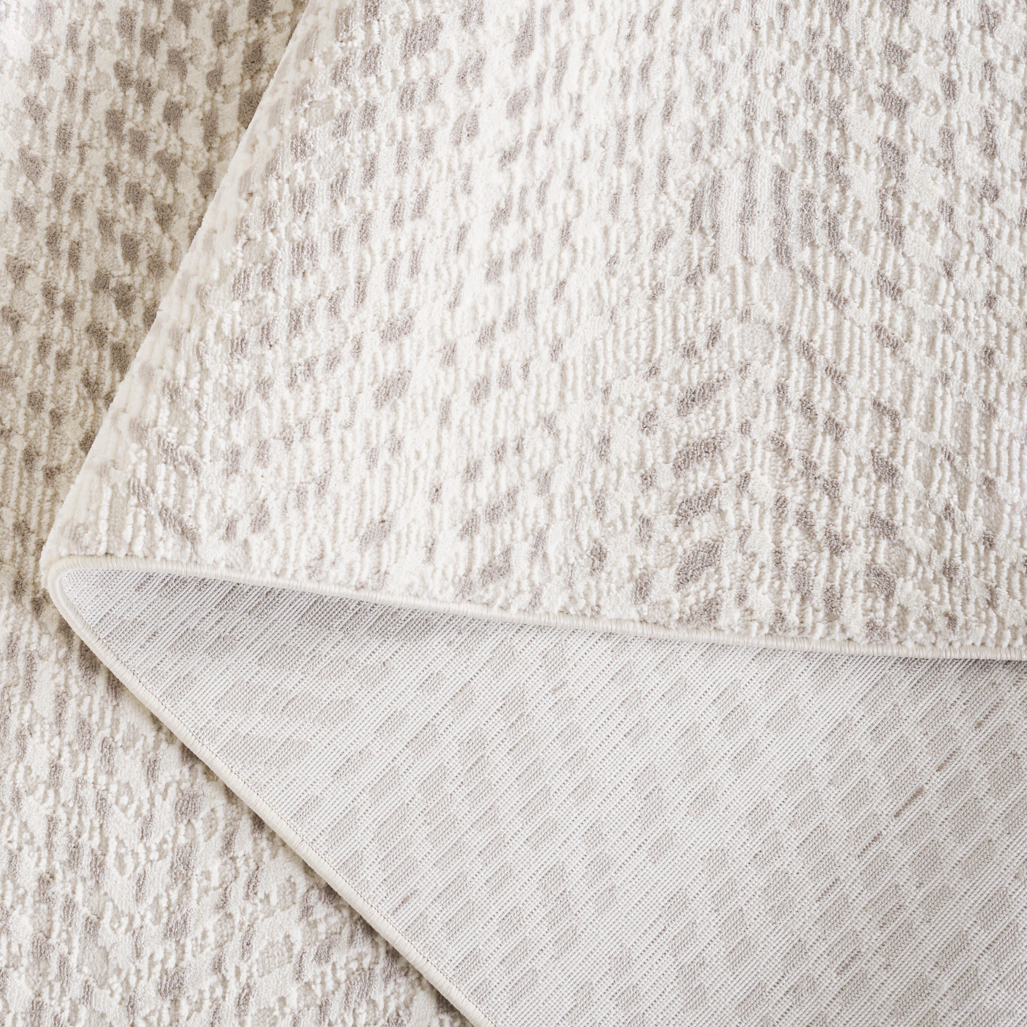 Safavieh Revive 5' 3" x 7' 7" Area Rug, Ivory/Gray, large