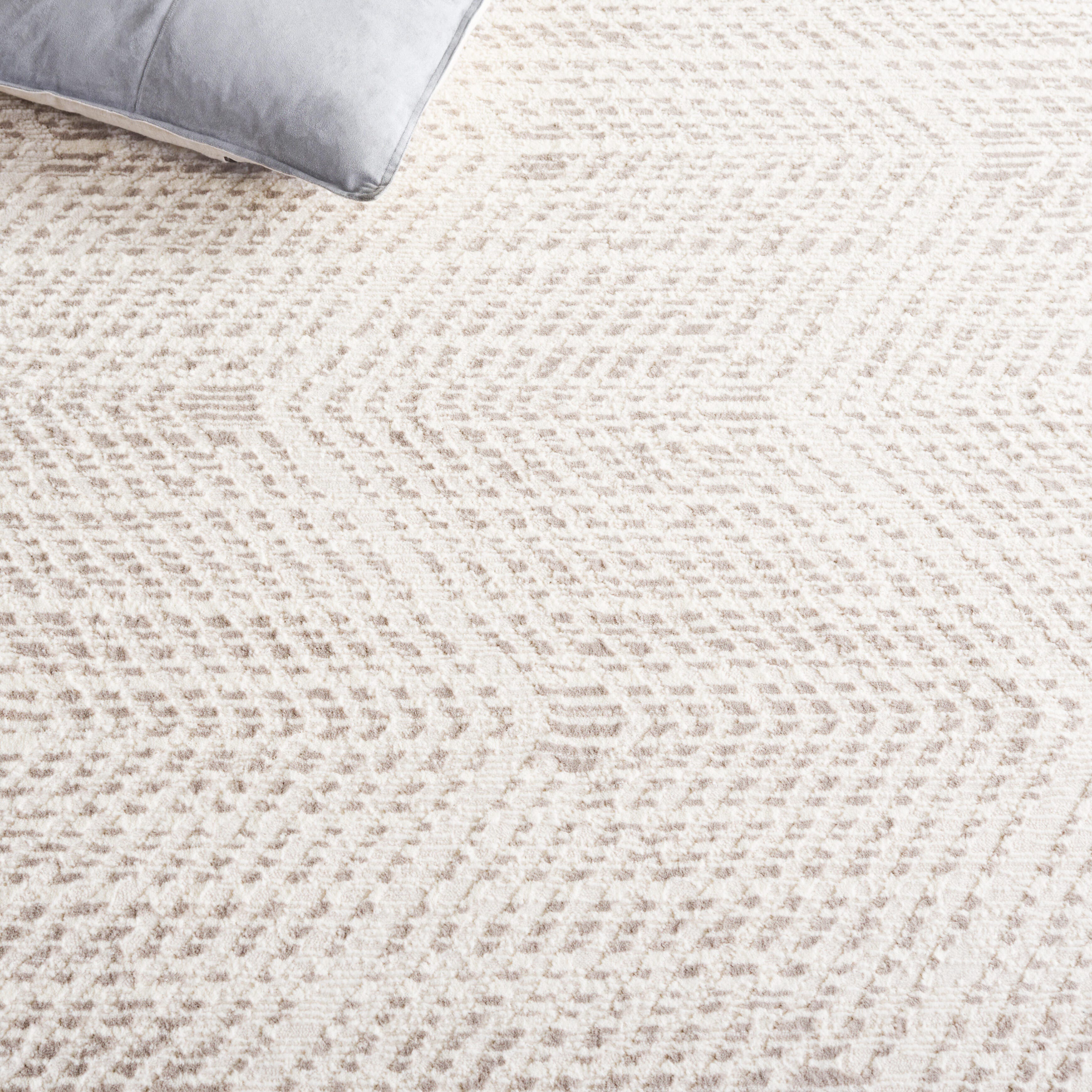 Safavieh Revive 6' 7" x 9' Area Rug, Ivory/Gray, large