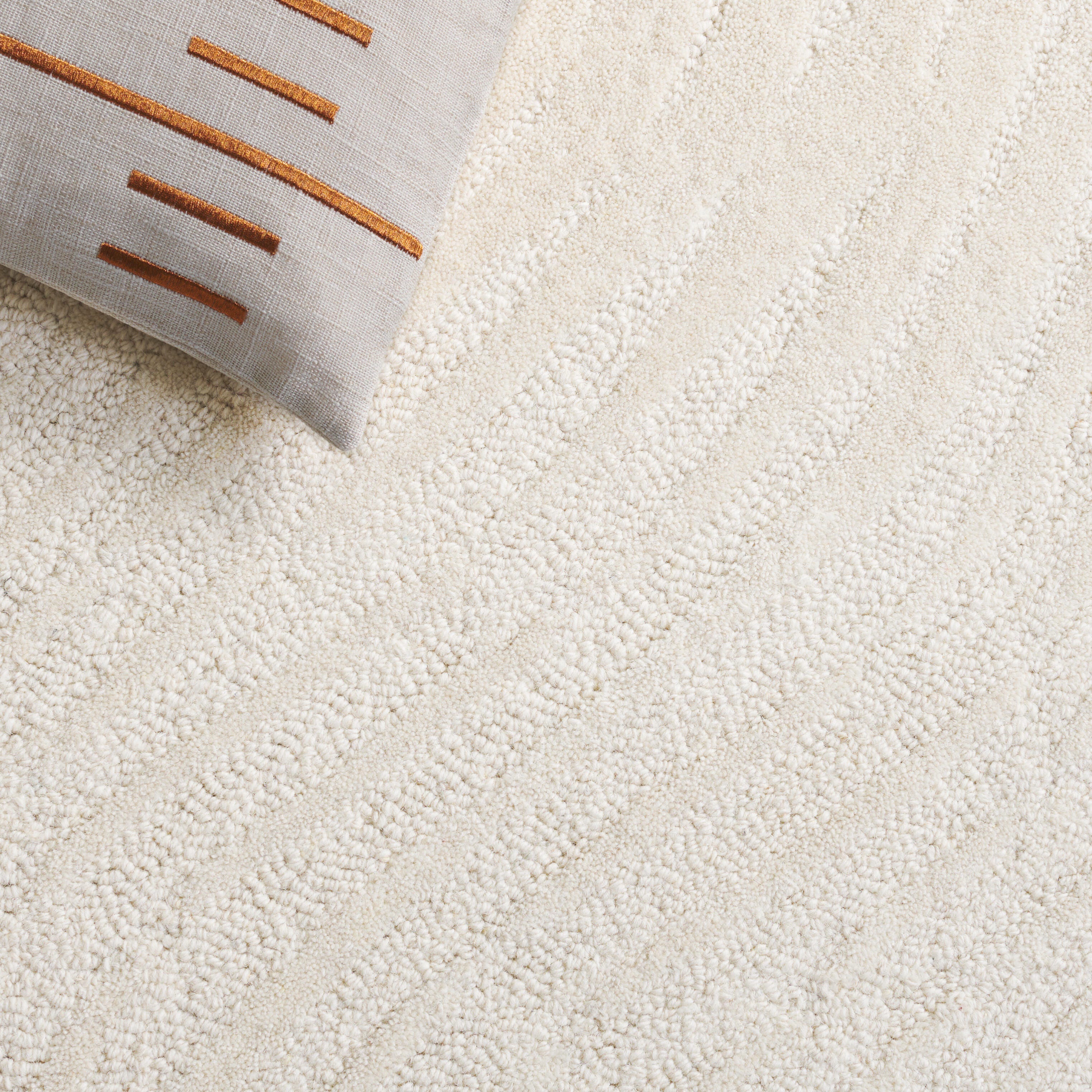 Safavieh Pine 4' x 6' Area Rug, Ivory, large