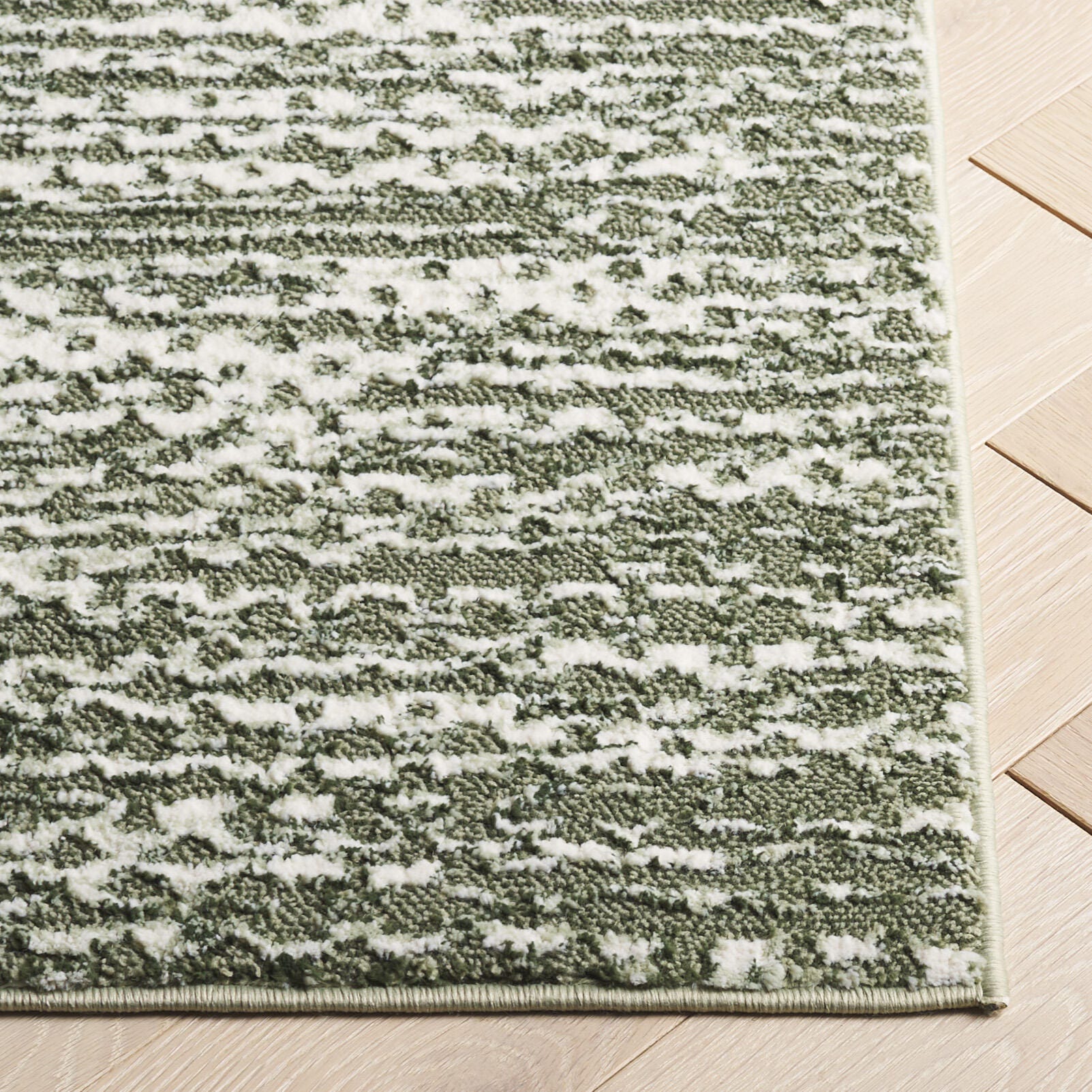Safavieh Revive 4' x 6' Area Rug, Sage/Ivory, large