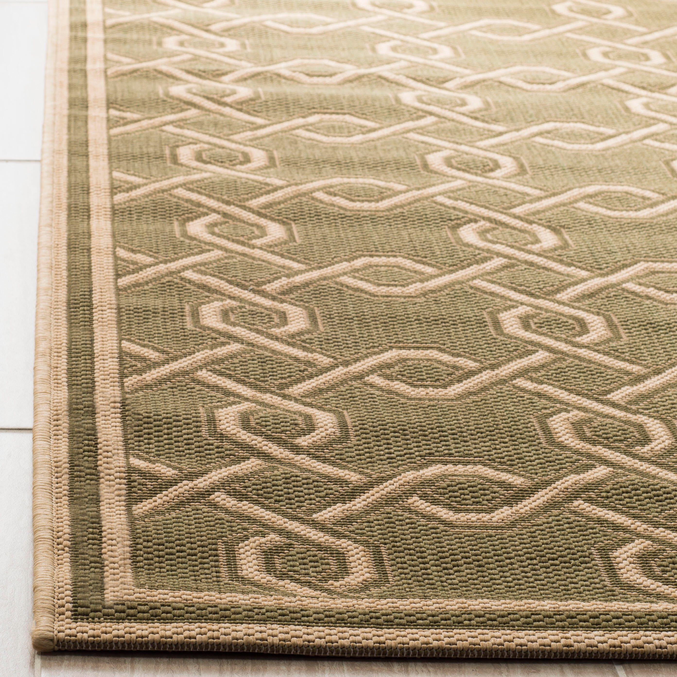 Safavieh Martha Stewart Collection Ceca 2'7" x 5' Area Rug, Green/Creme, large