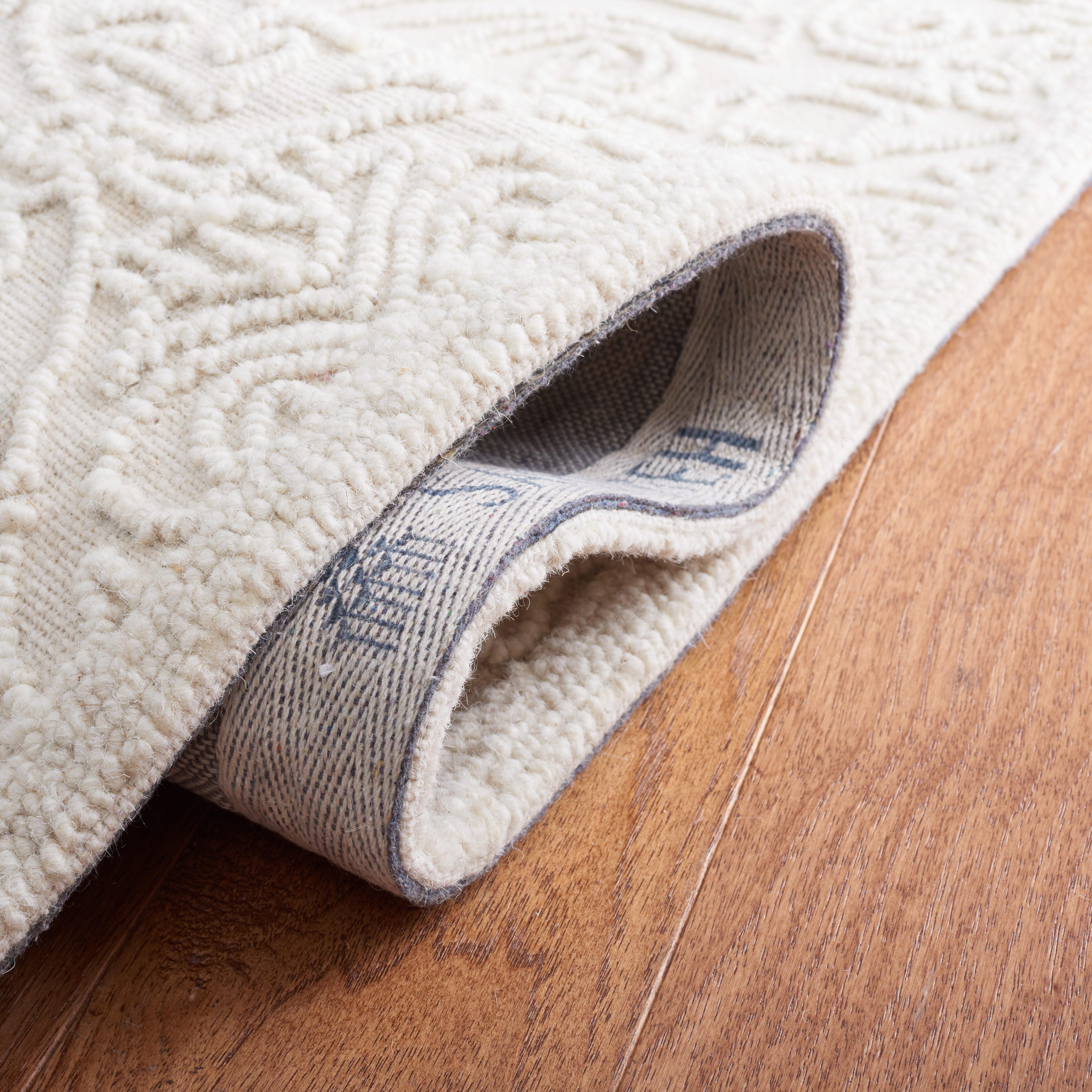 Safavieh Martha Stewart Collection Andreea 3' x 5' Area Rug, Ivory, large