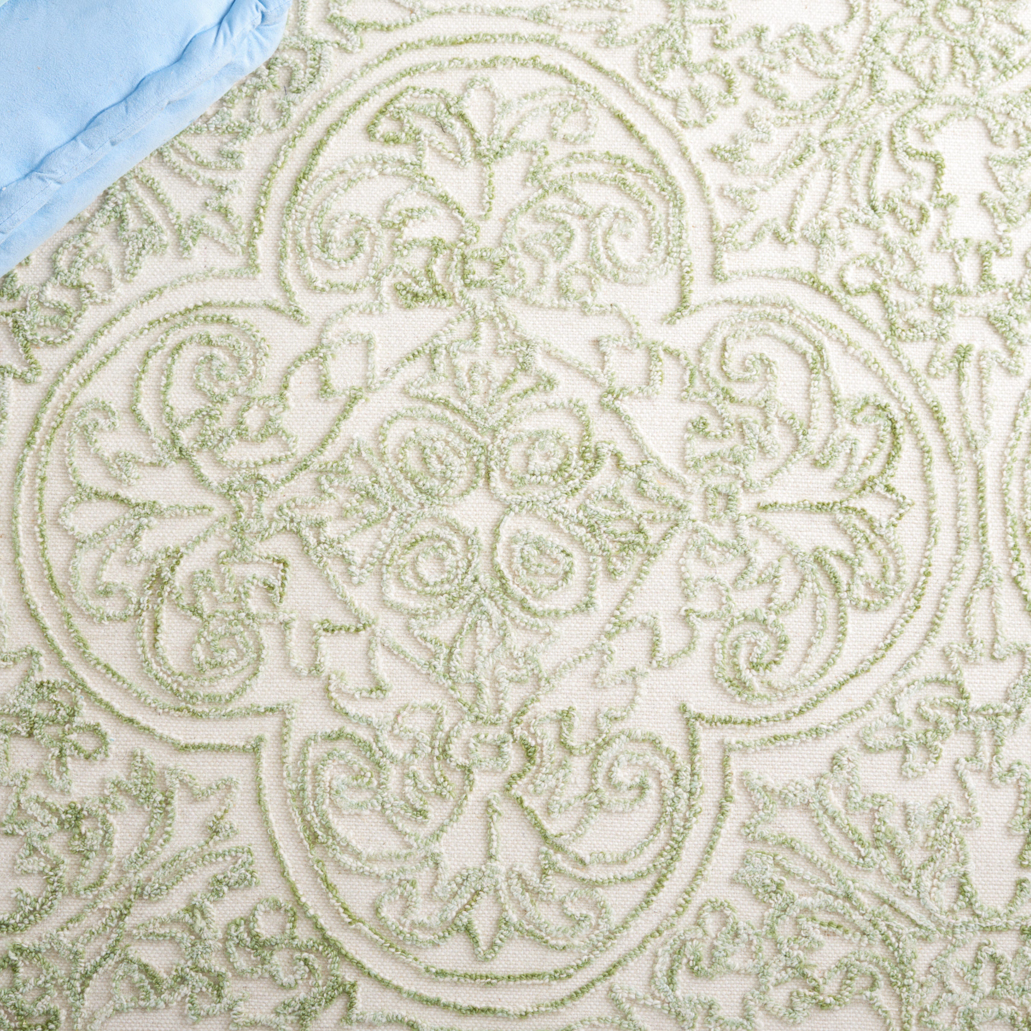 Safavieh Martha Stewart Collection Andreea 5' x 8' Area Rug, Ivory/Green, large