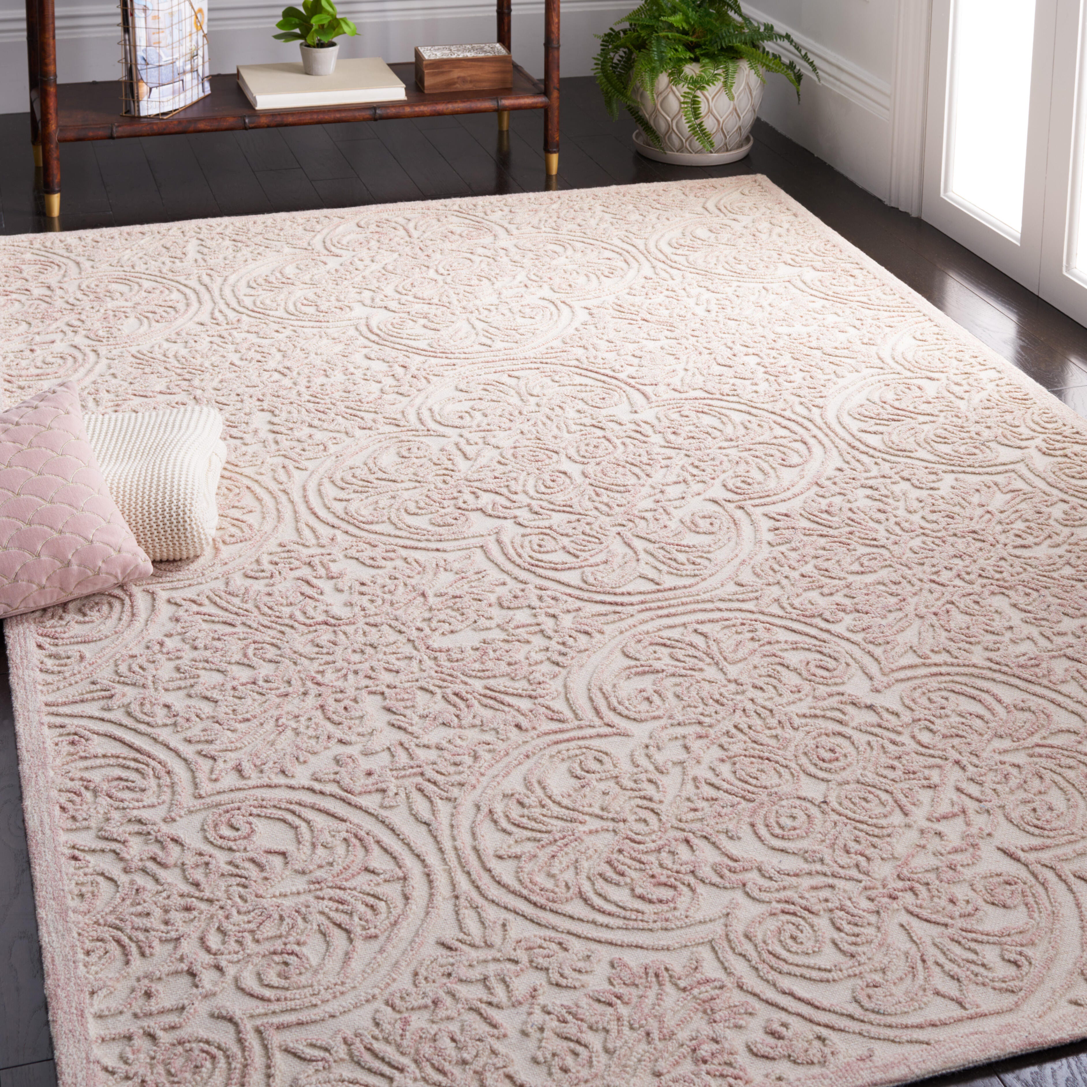 Safavieh Martha Stewart Collection Andreea 5' x 8' Area Rug, Ivory/Pink
