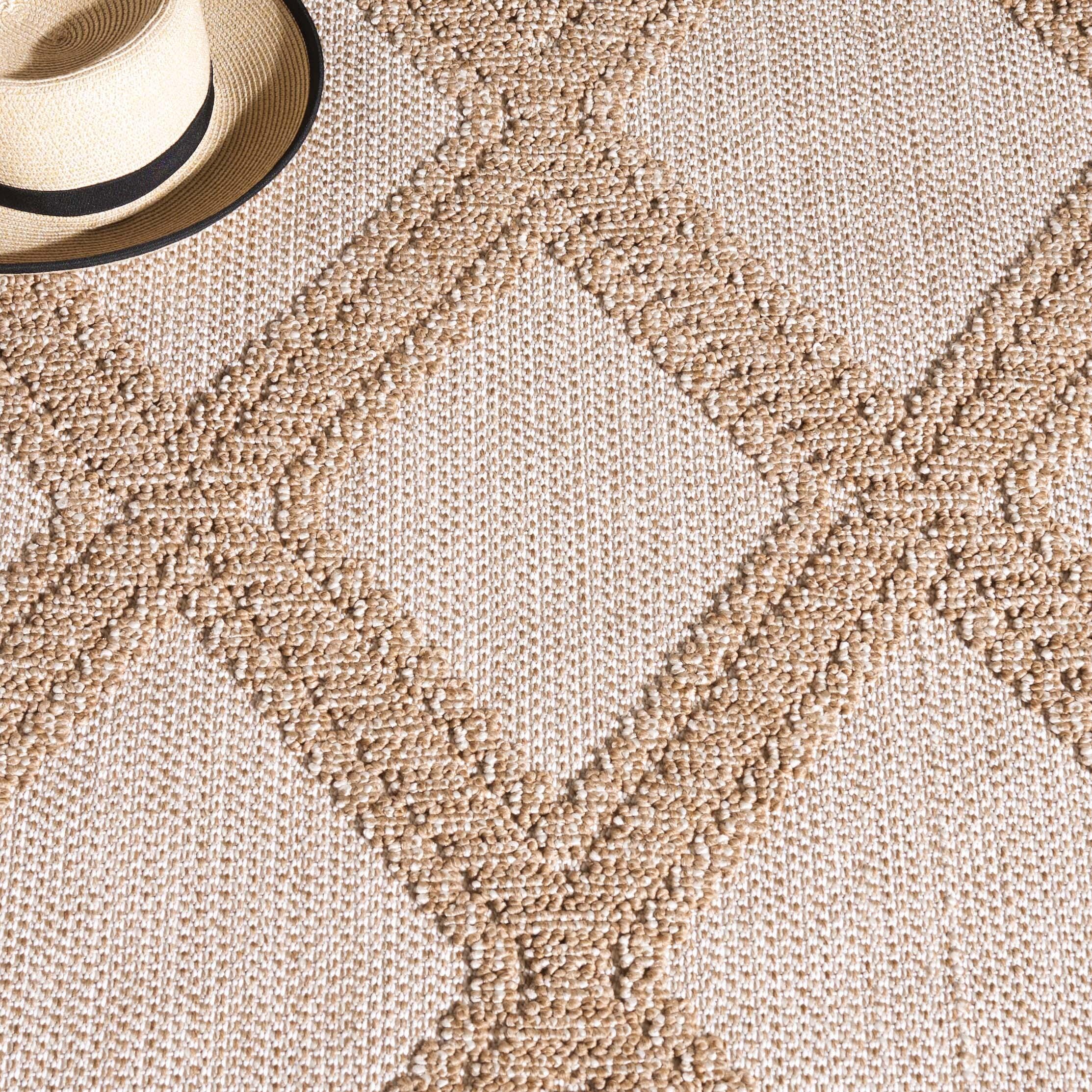 Safavieh Martha Stewart Collection Didem 5'3" x 7'6" Area Rug, Beige/Brown, large