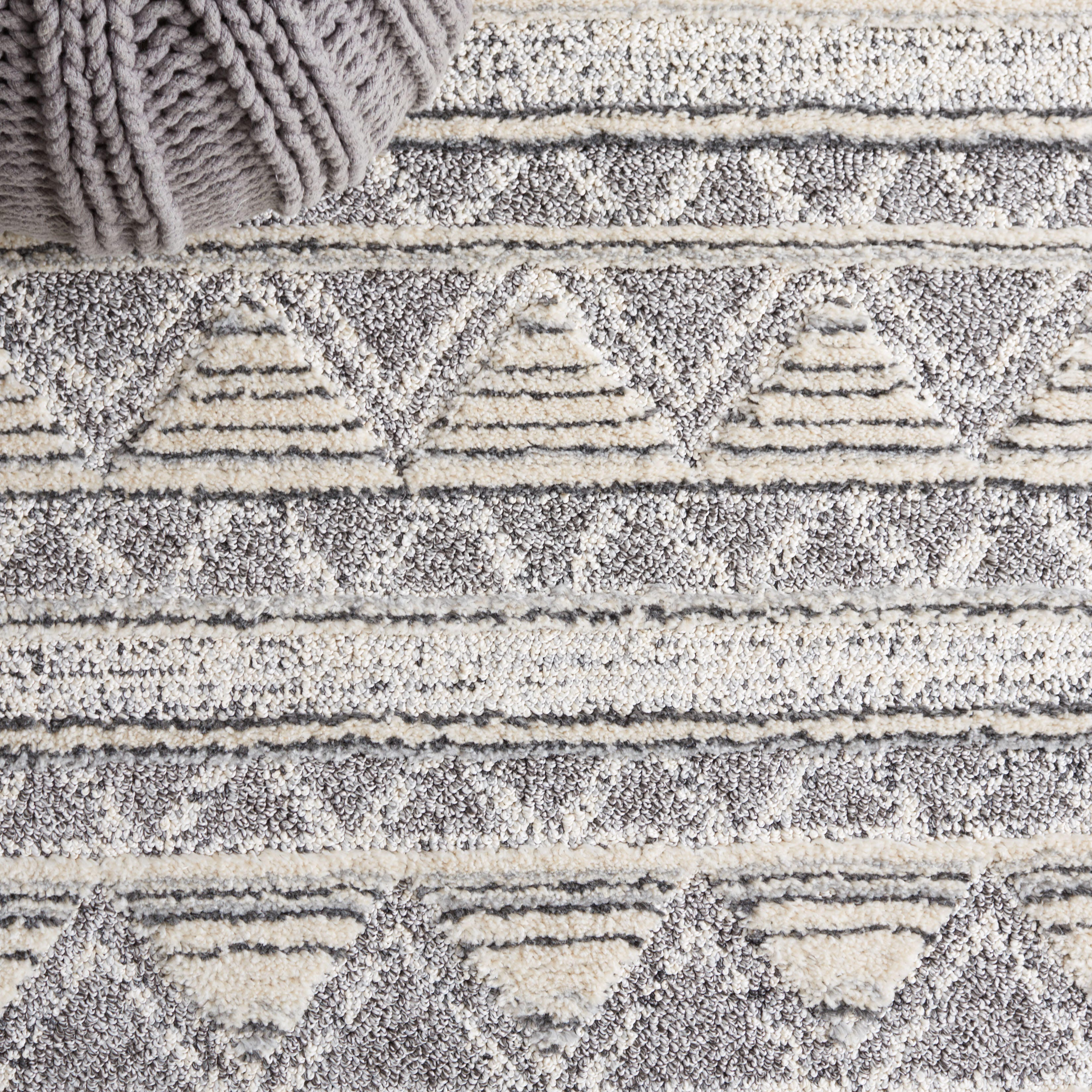 Safavieh Martha Stewart Collection Mayke 5'1" x 7'6" Area Rug, Gray, large