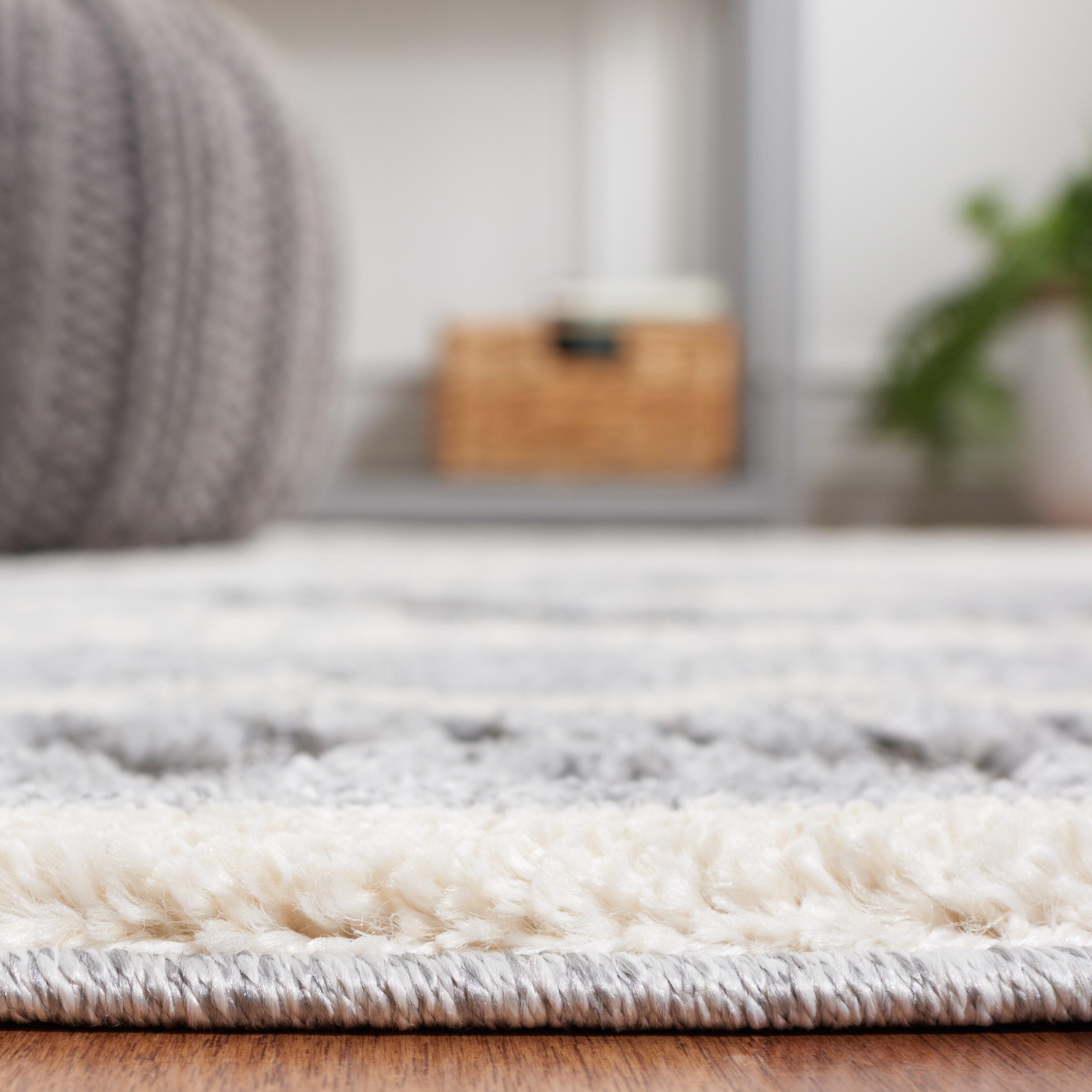 Safavieh Martha Stewart Collection Nilay 9' x 12' Area Rug, , large