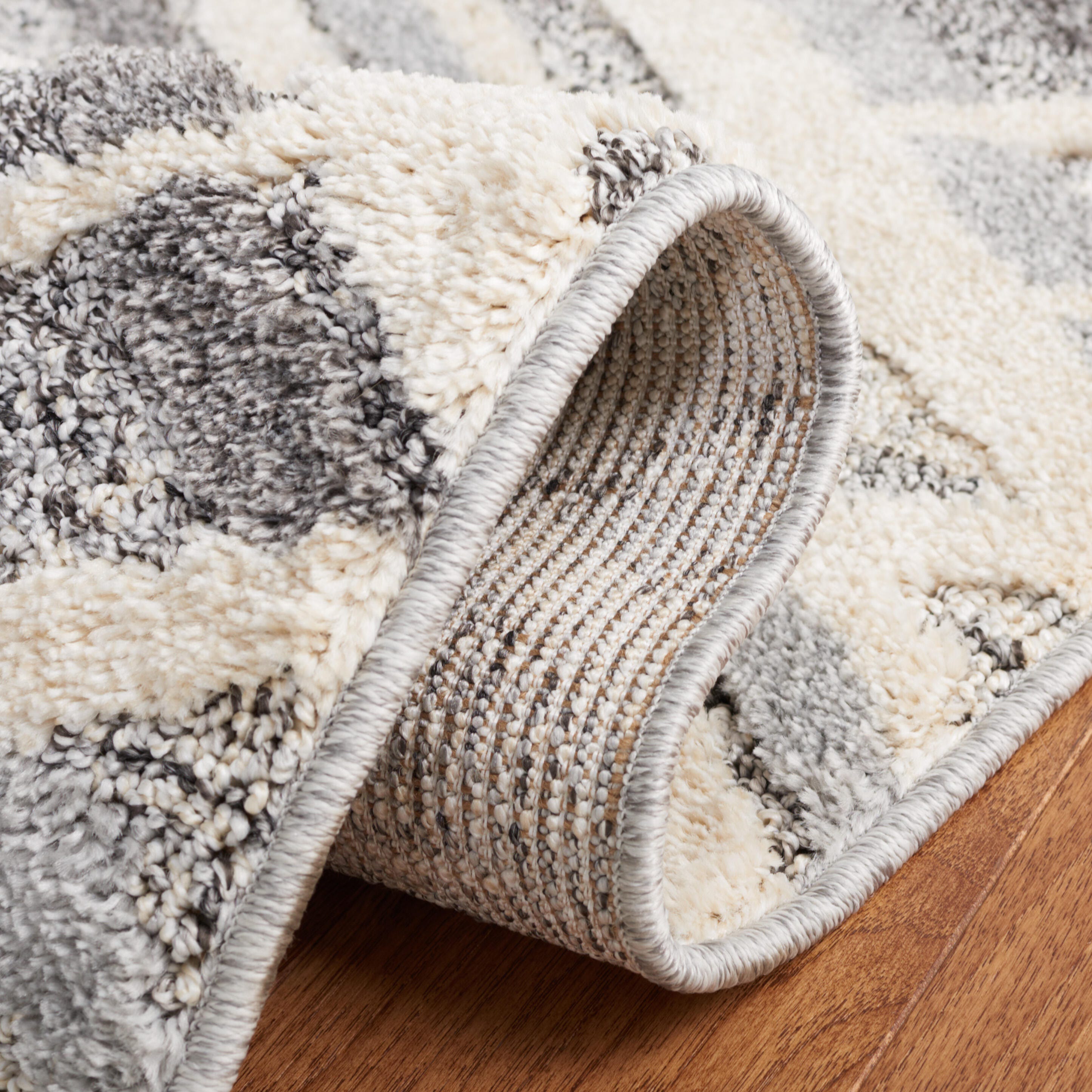 Safavieh Martha Stewart Collection Bosiljka 4' x 6' Area Rug, Ivory Gray/Dark Gray, large