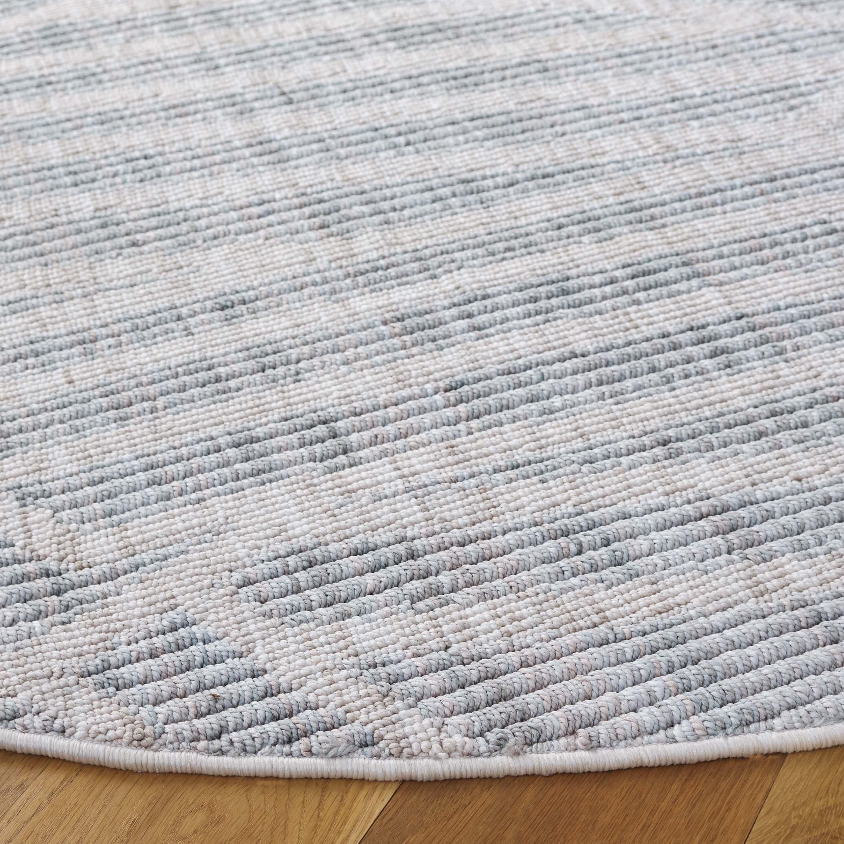 Safavieh Martha Stewart Collection Siana 5'3" x 7'6" Area Rug, Gray/Ivory, large