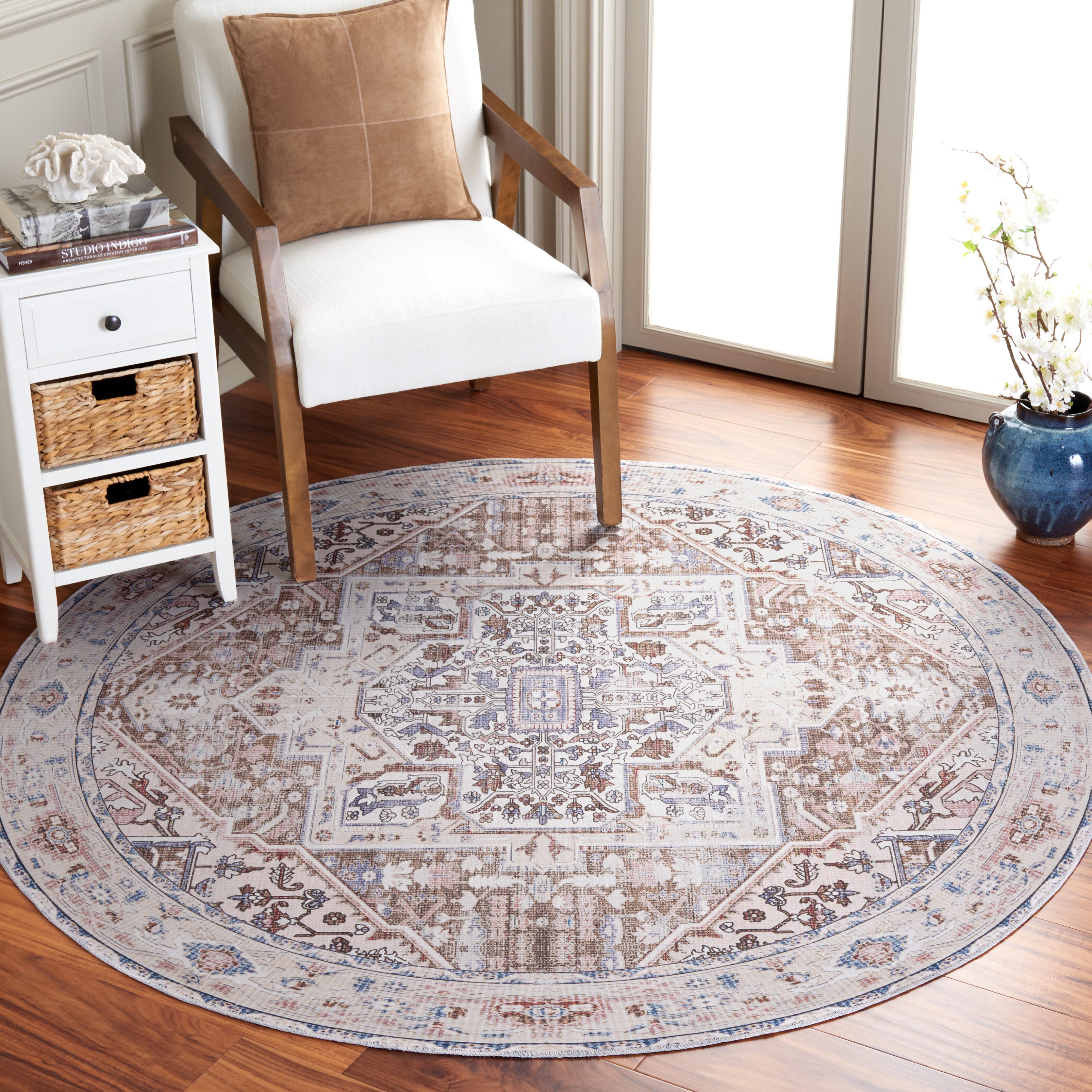 Safavieh Arizona 6' x 6' Round Area Rug, Taupe/Beige, rollover