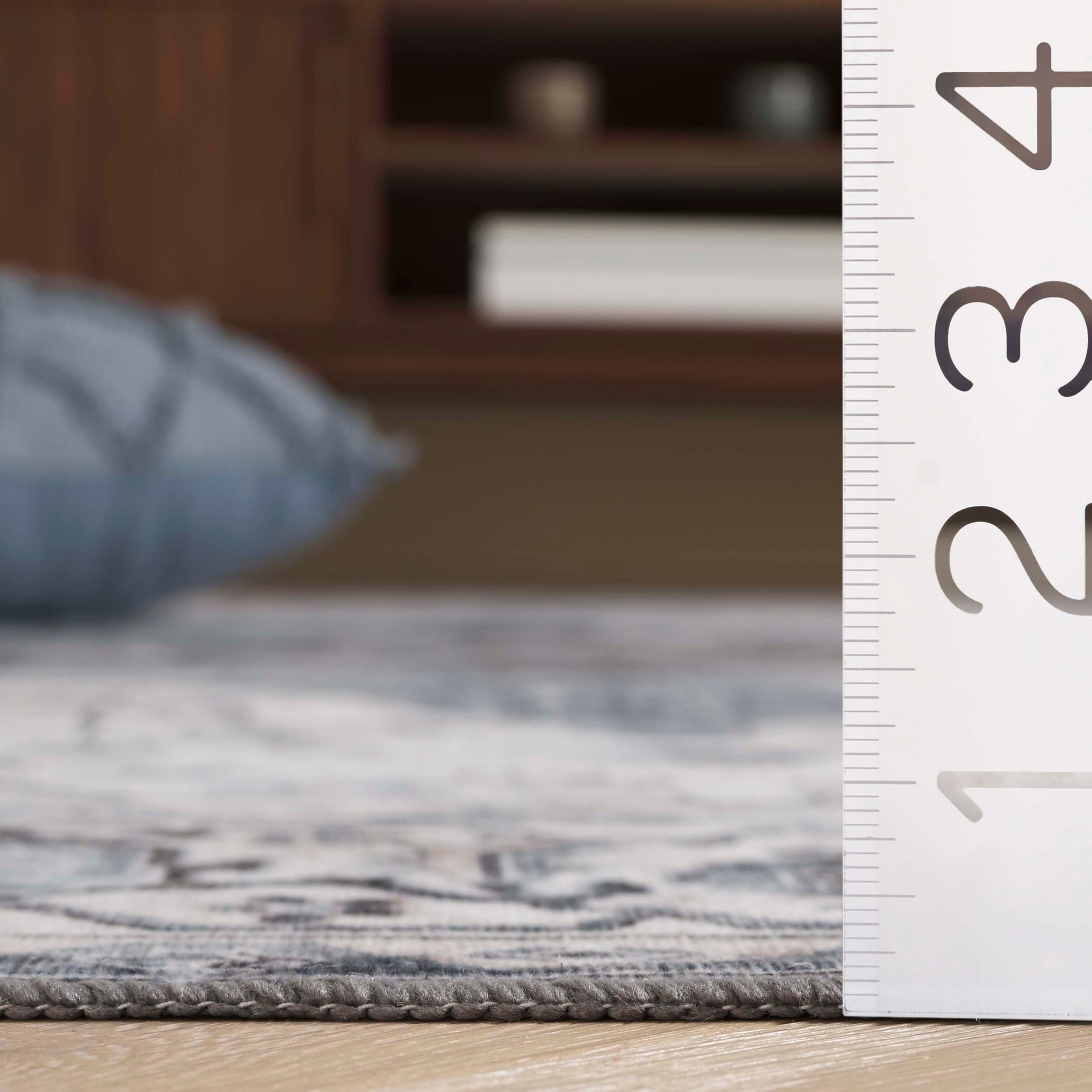 Safavieh Arizona 2' 6" x 8' Runner Rug, Ivory/Blue, large