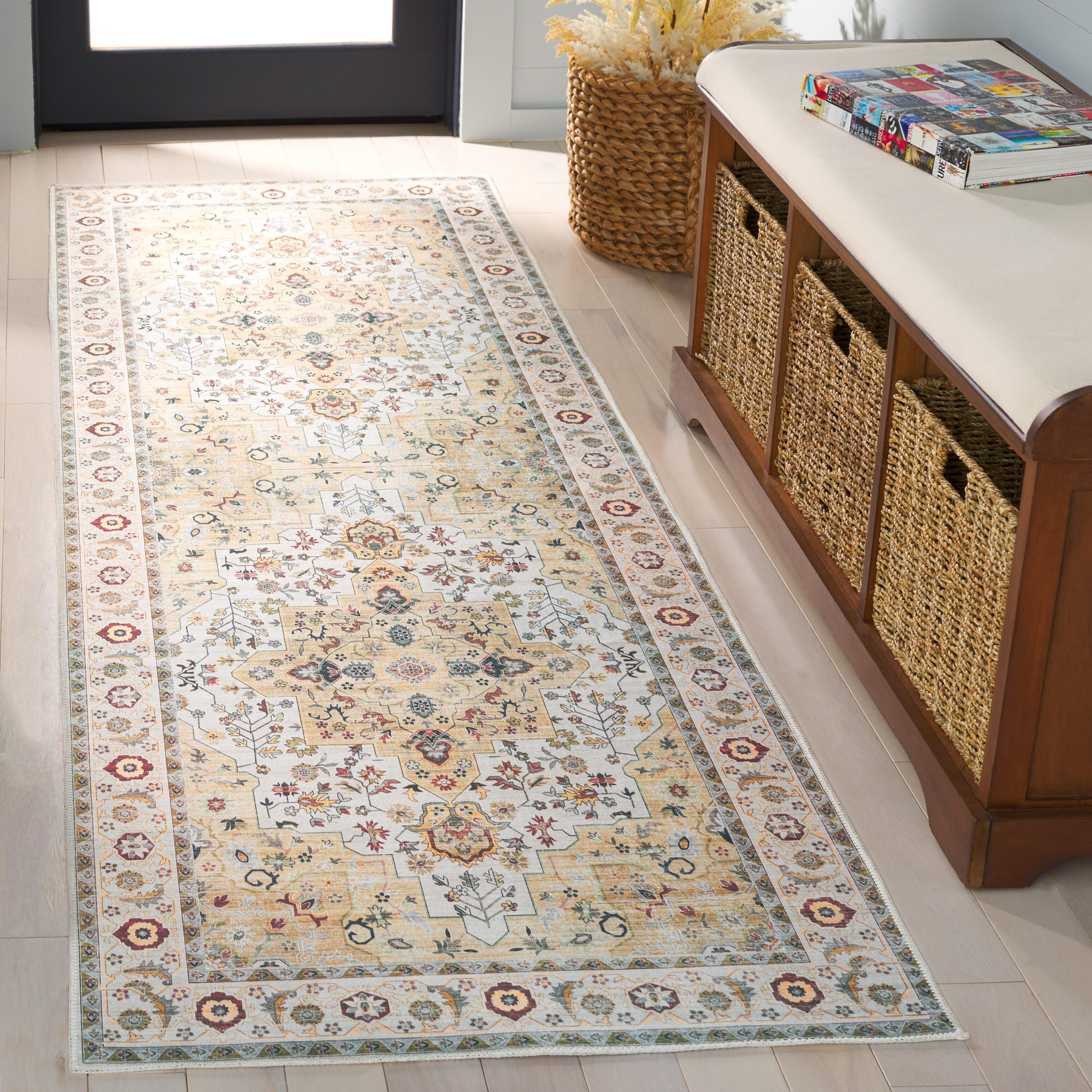 Safavieh Arizona 2' 6" x 8' Runner Rug, Light Green/Beige, large
