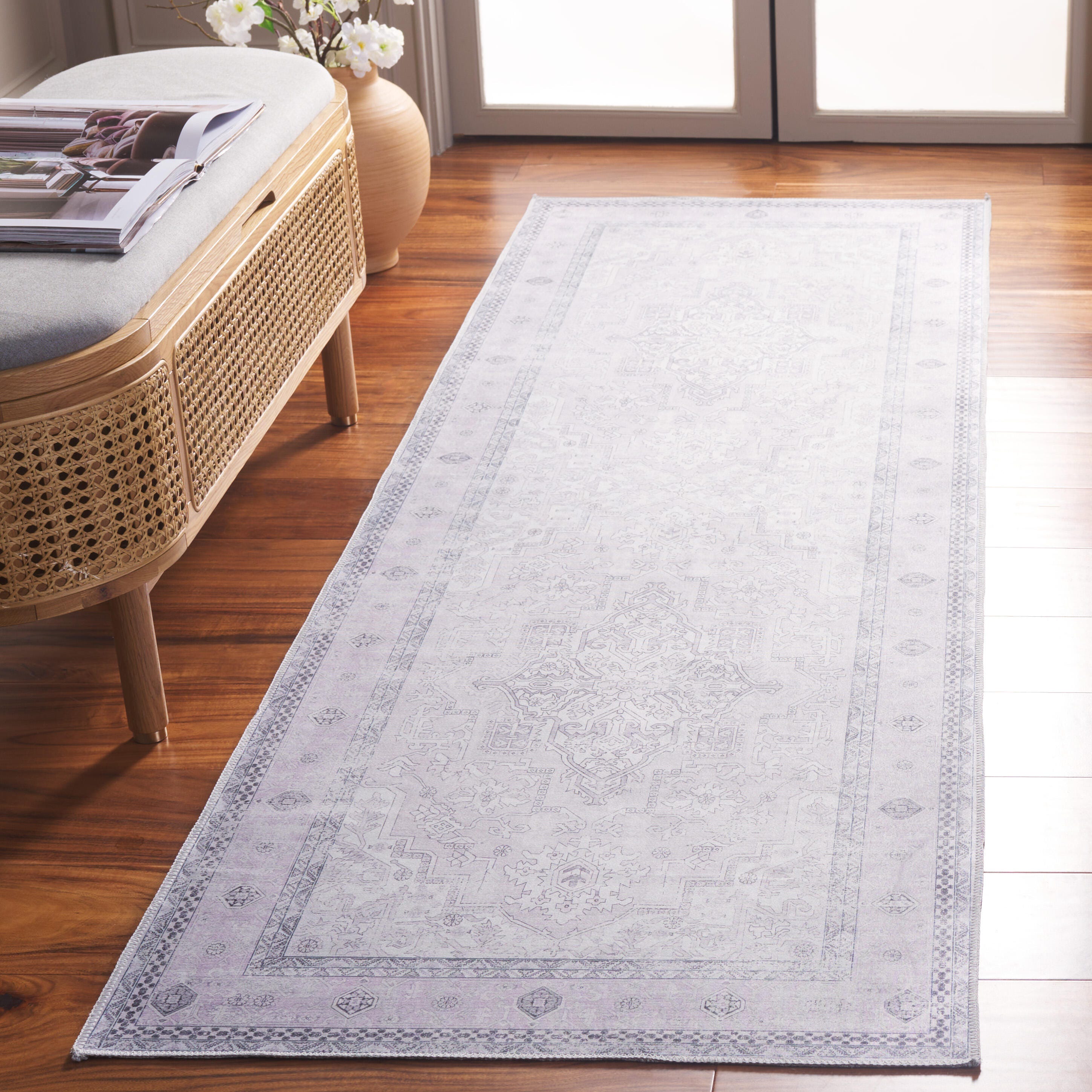 Safavieh Arizona 2' 6" x 8' Runner Rug, Pink/Beige, rollover