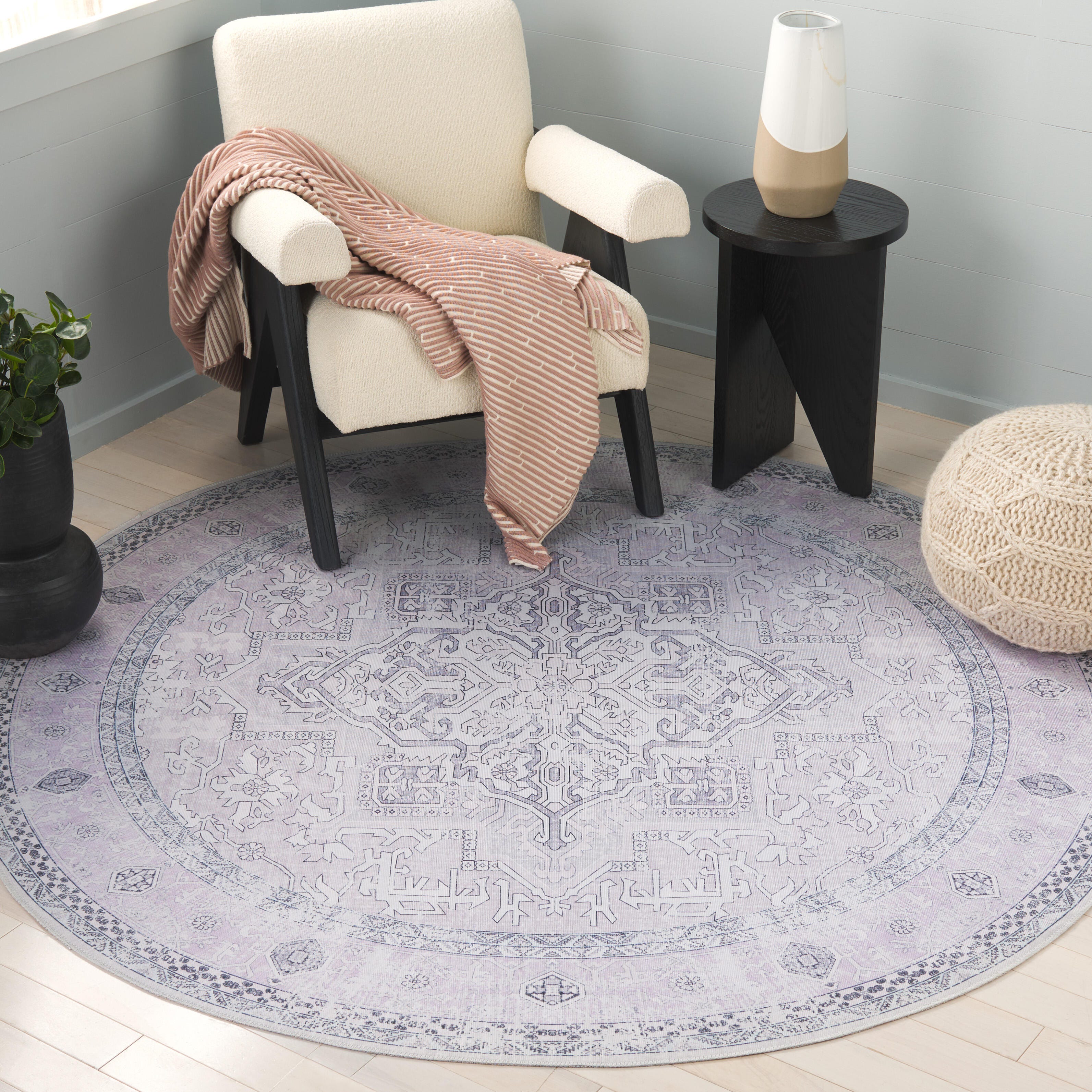 Safavieh Arizona 6' x 6' Round Area Rug, Pink/Beige, rollover