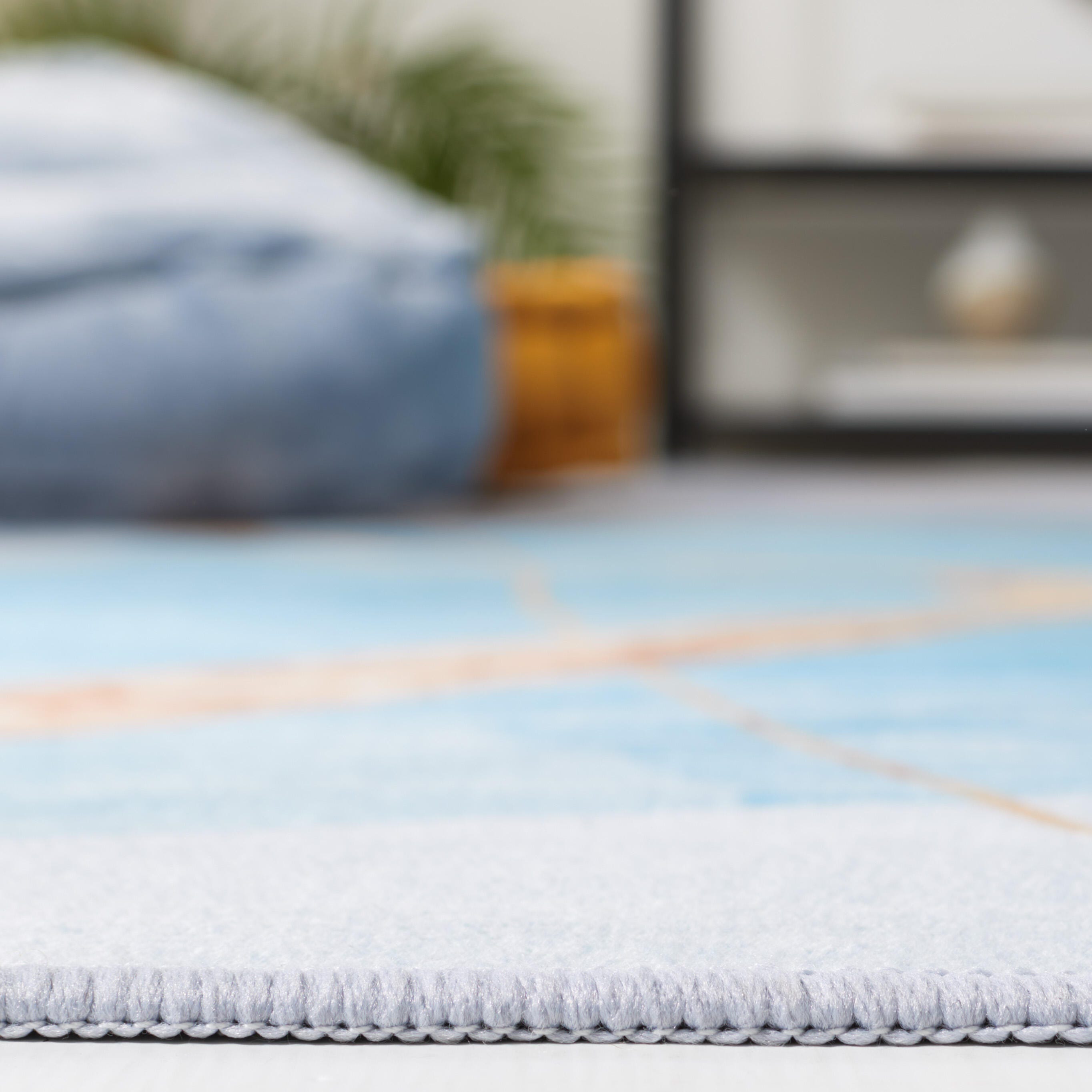 Safavieh Tacoma 2' 6" x 8' Runner Rug, Blue/Gold, large