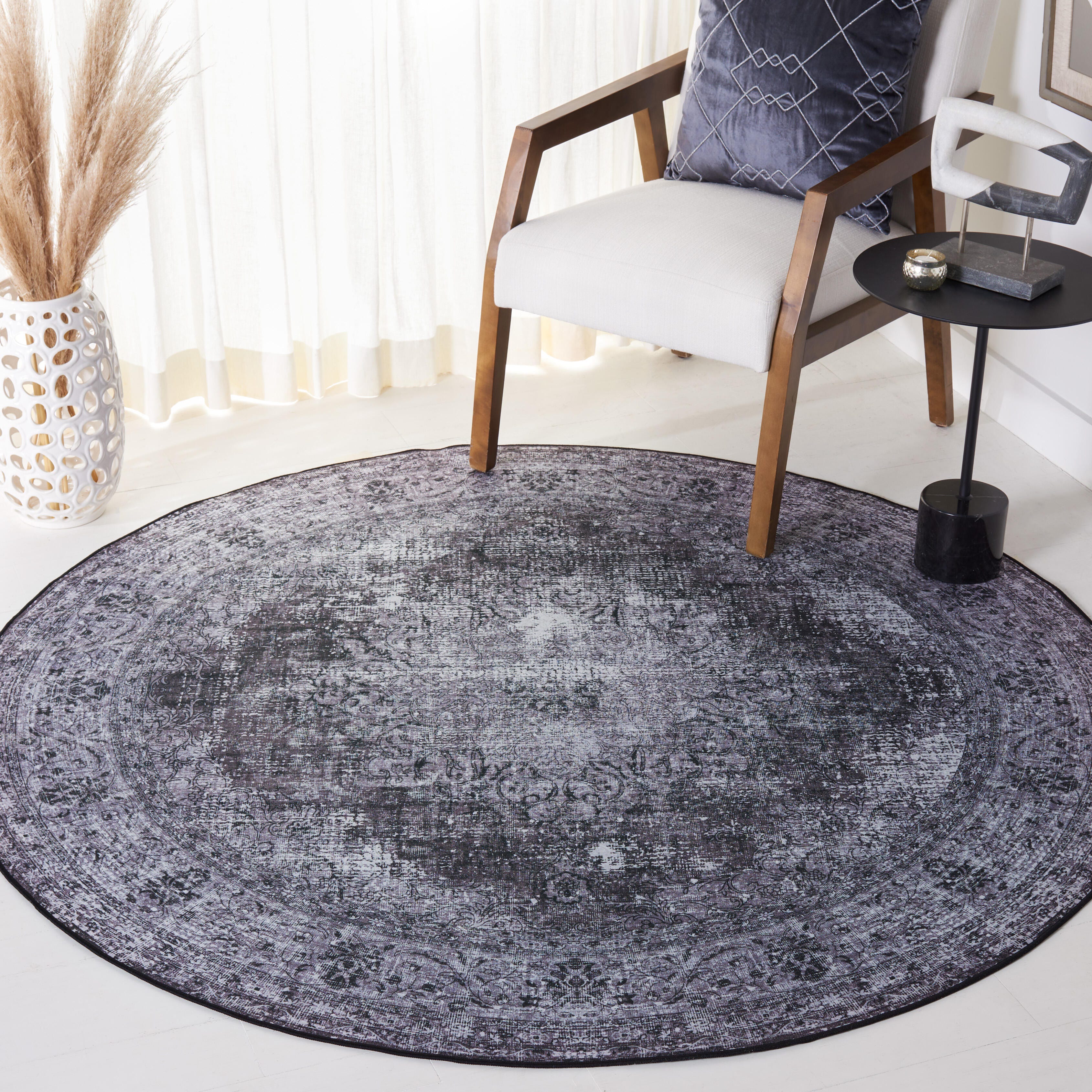 Safavieh Tucson 4' x 4' Round Area Rug, Black/Gray, rollover