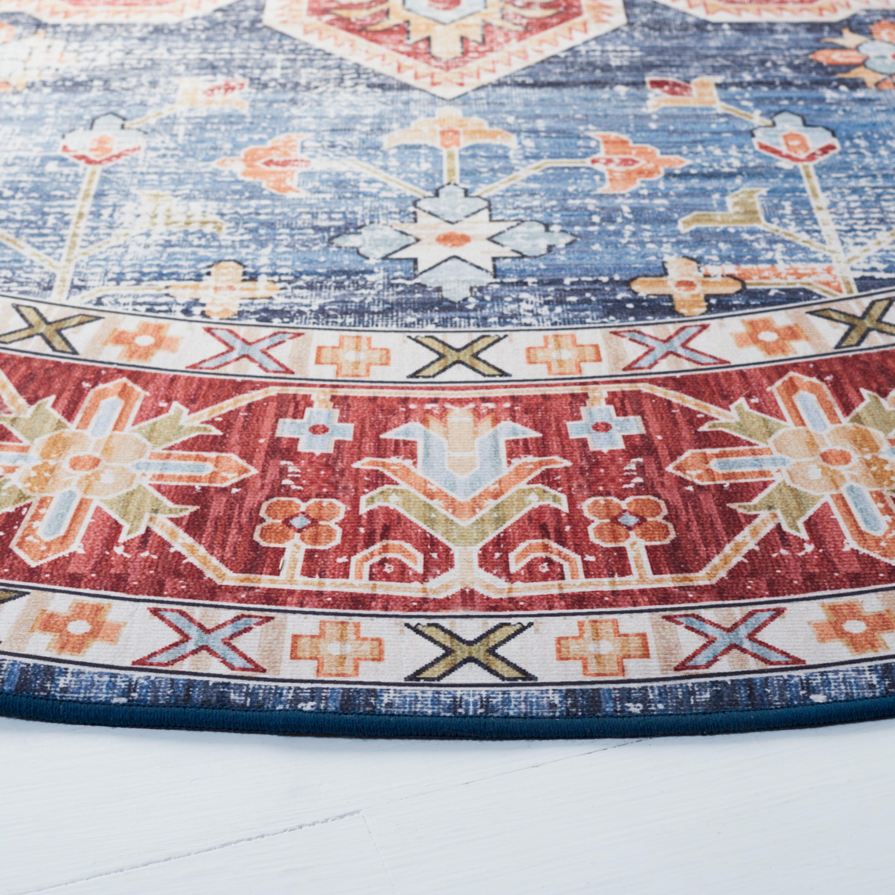 Safavieh Tucson 5' x 5' Round Area Rug, Blue/Rust, large