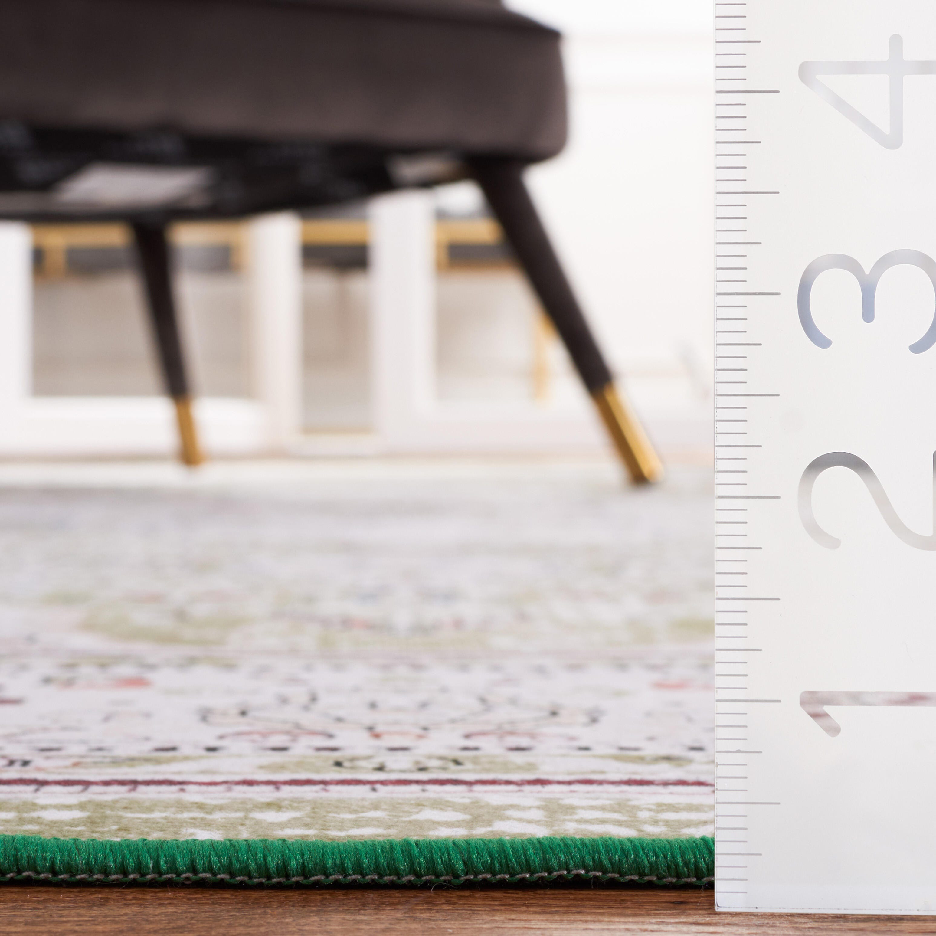 Safavieh Tucson 2' 6" x 6' Runner Rug, Green/Beige, large