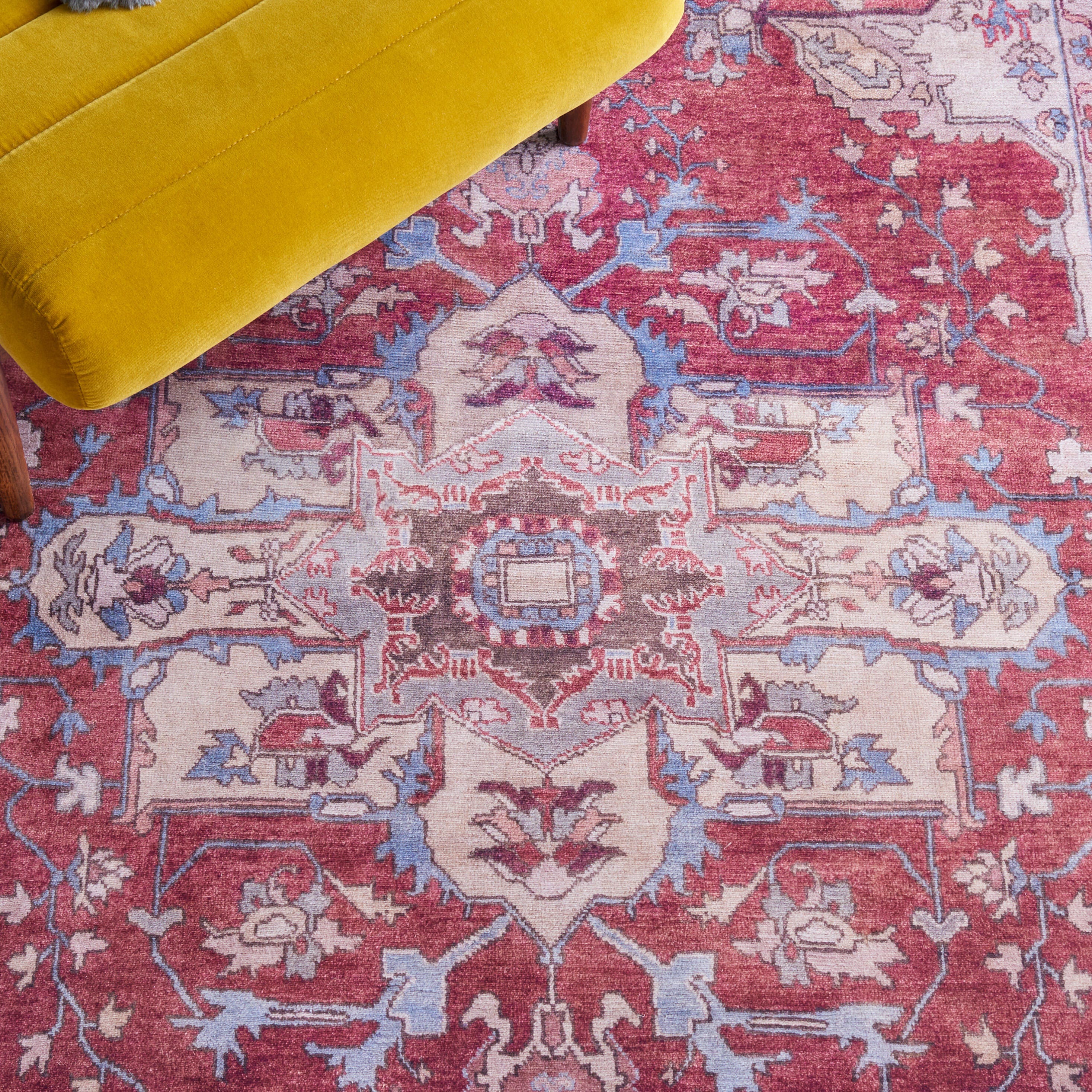 Safavieh Tucson 6' x 9' Area Rug, Red/Beige, large