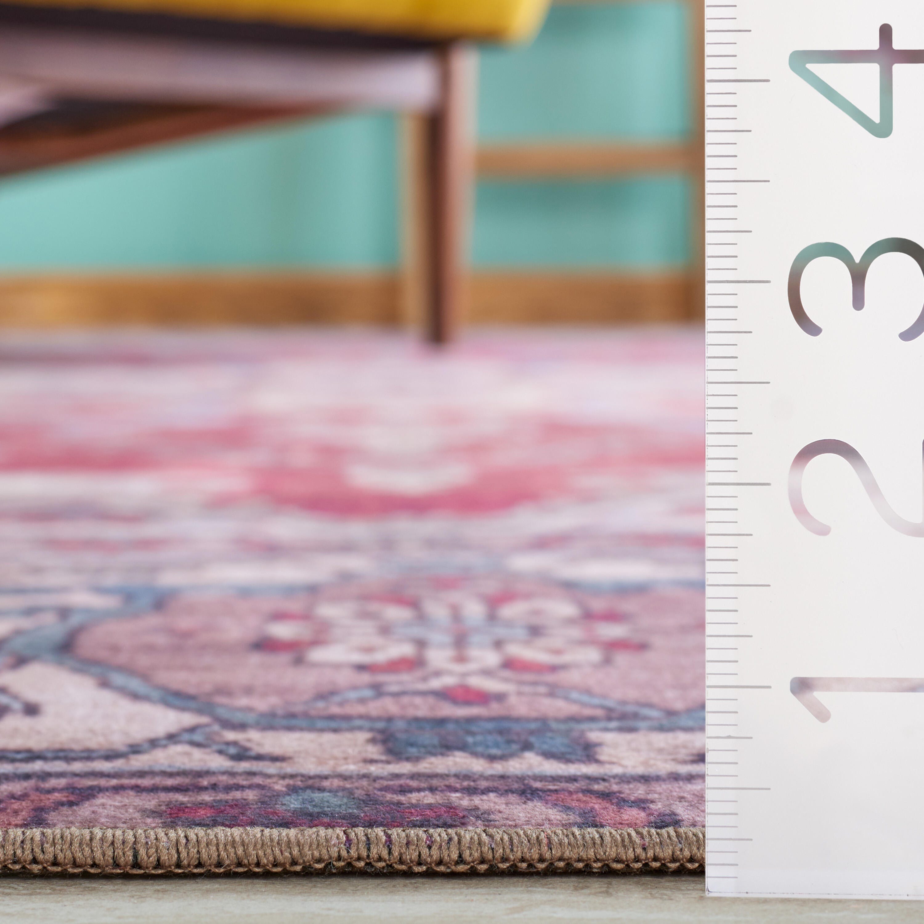 Safavieh Tucson 2' 6" x 16' Runner Rug, Red/Beige, large