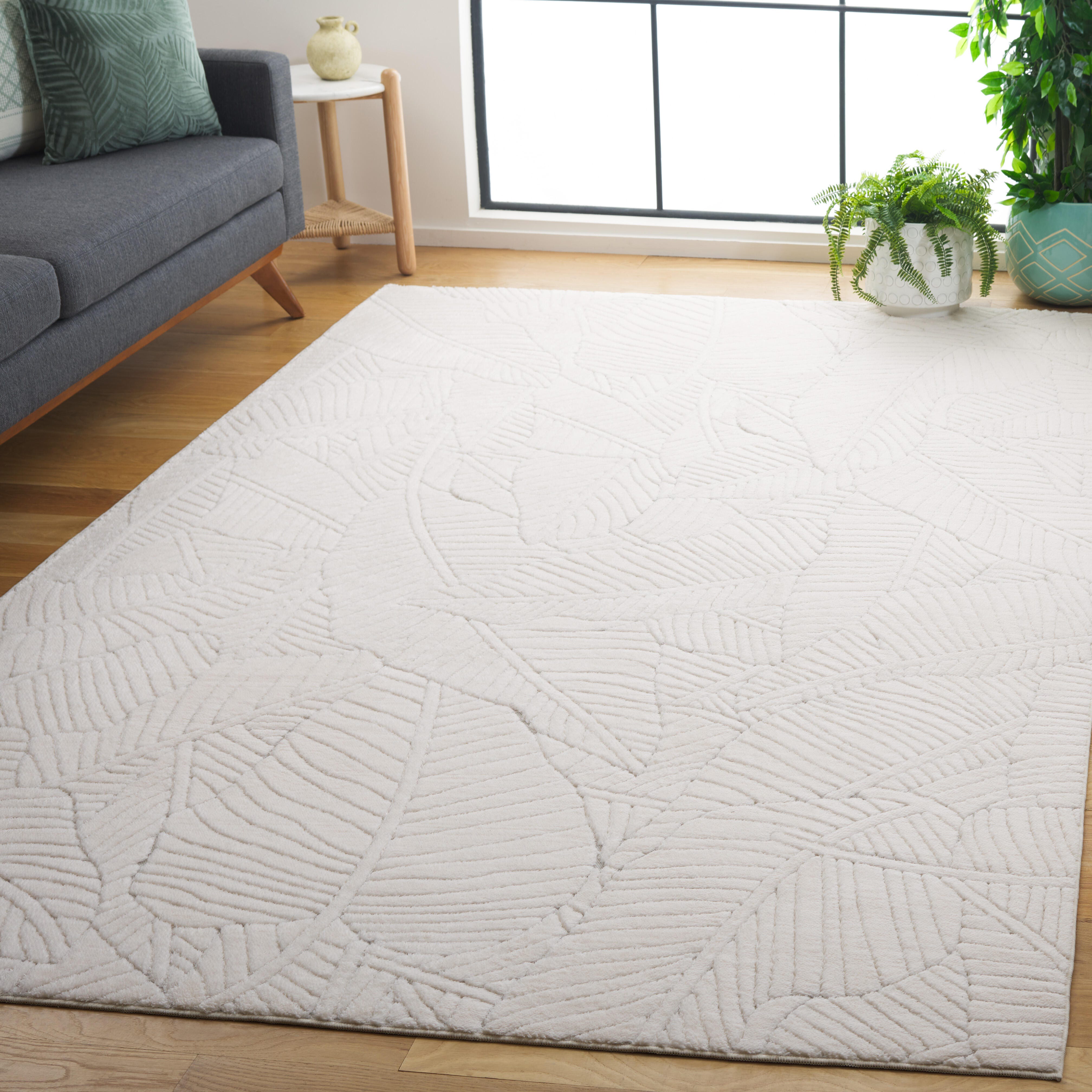 Safavieh Versailles 3' x 5' Area Rug, Ivory, rollover