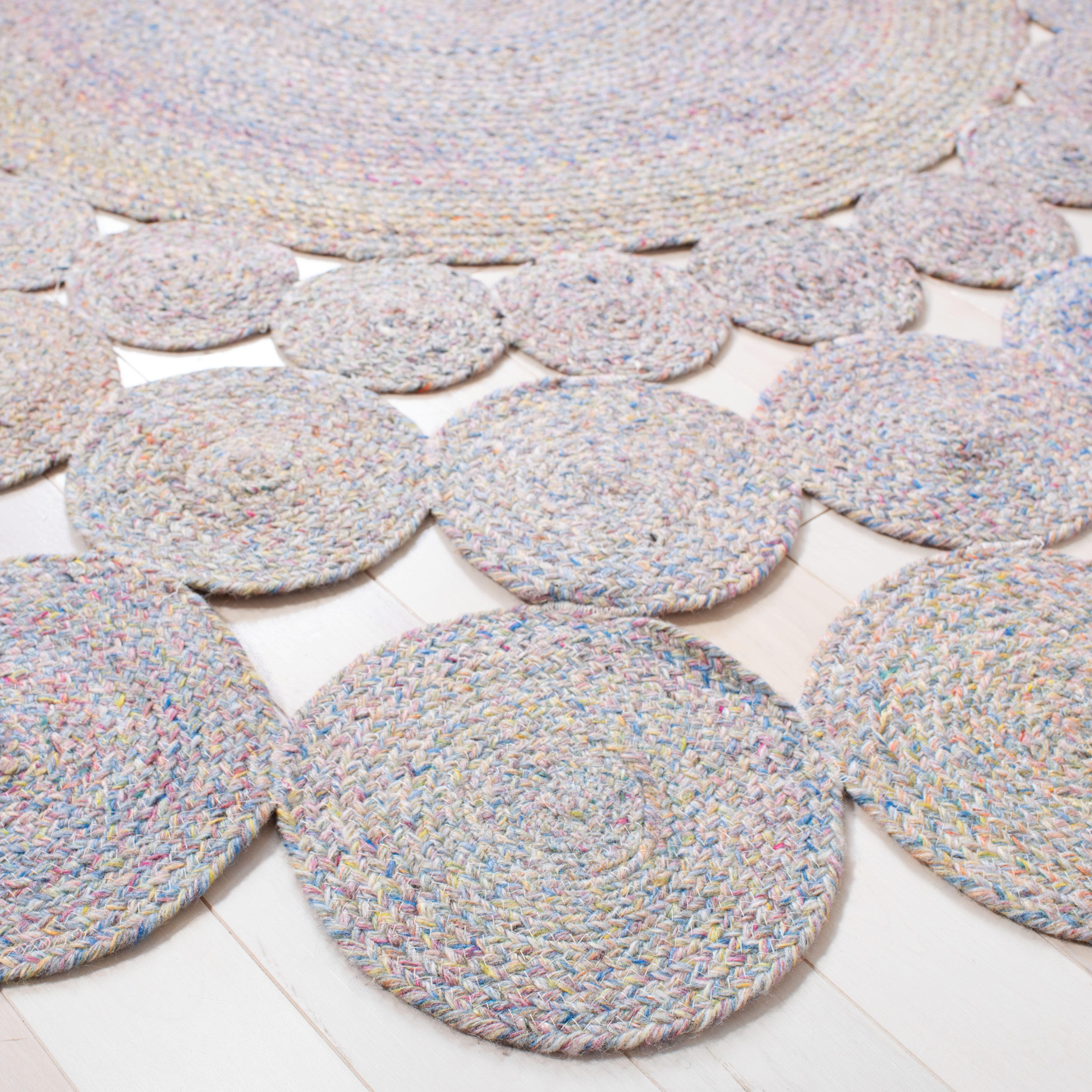 Safavieh Cape Cod Collection Hledis 4' x 4' Round Rug, Blue/Yellow, large