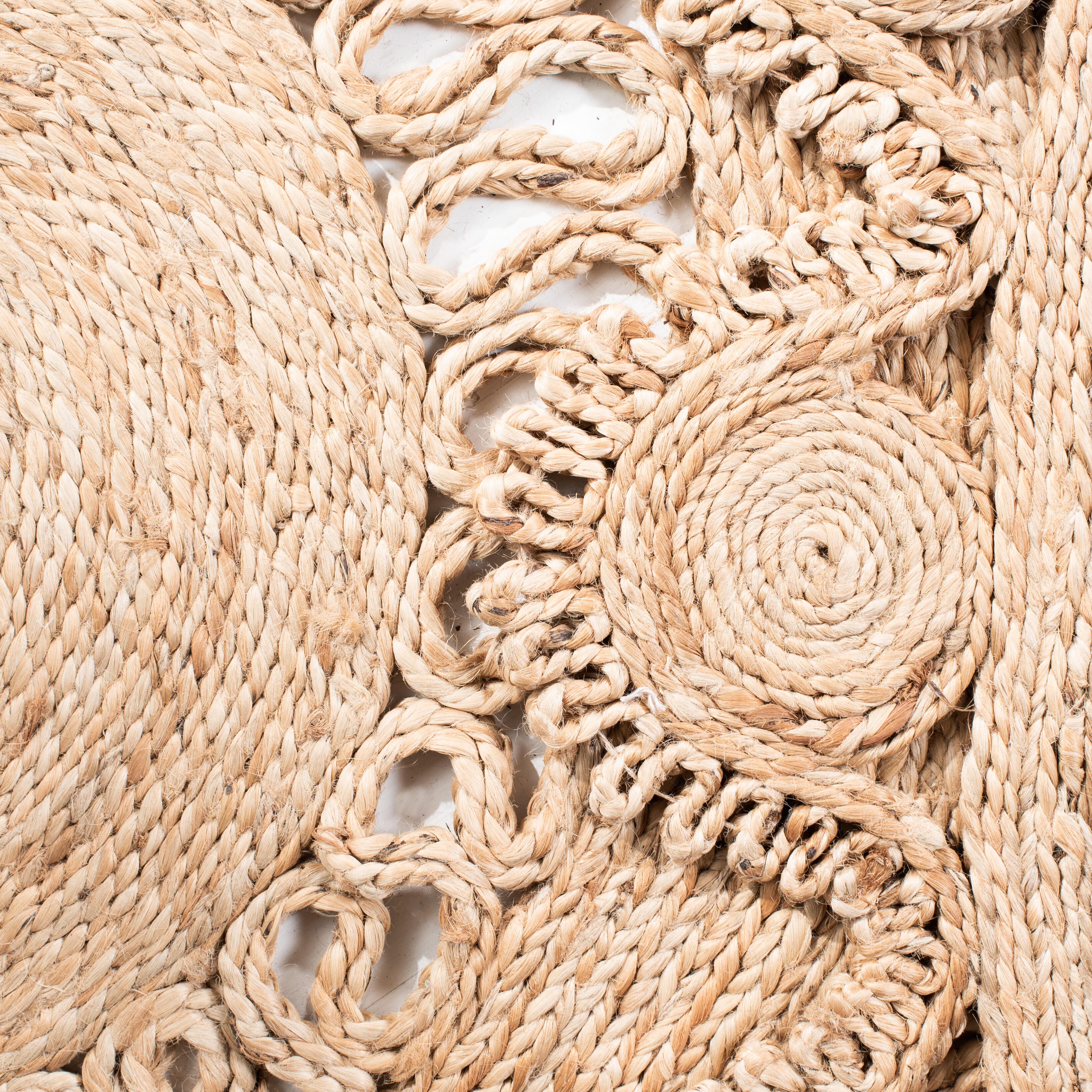Safavieh Natural Fiber Collection Kyeung 7' x 7' Round Rug, Natural, large