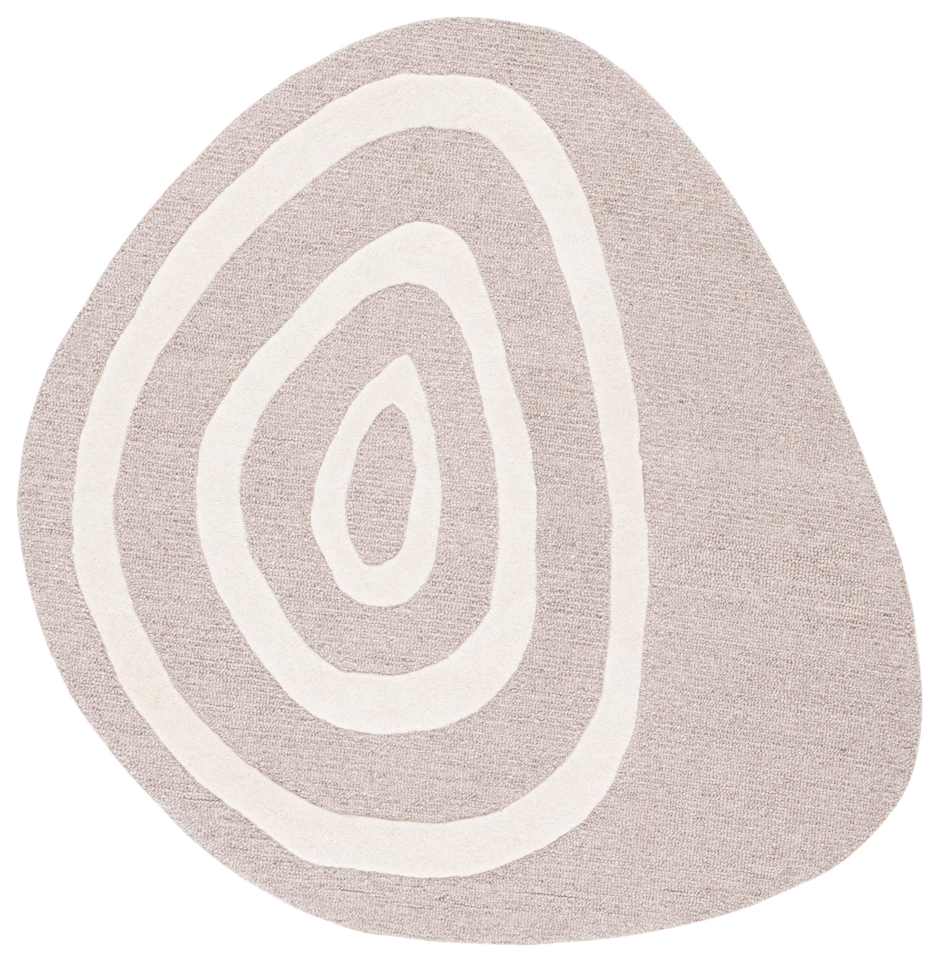 Safavieh Novelty Collection Sigtrud 4' x 4' Square Rug, Beige/Ivory, large
