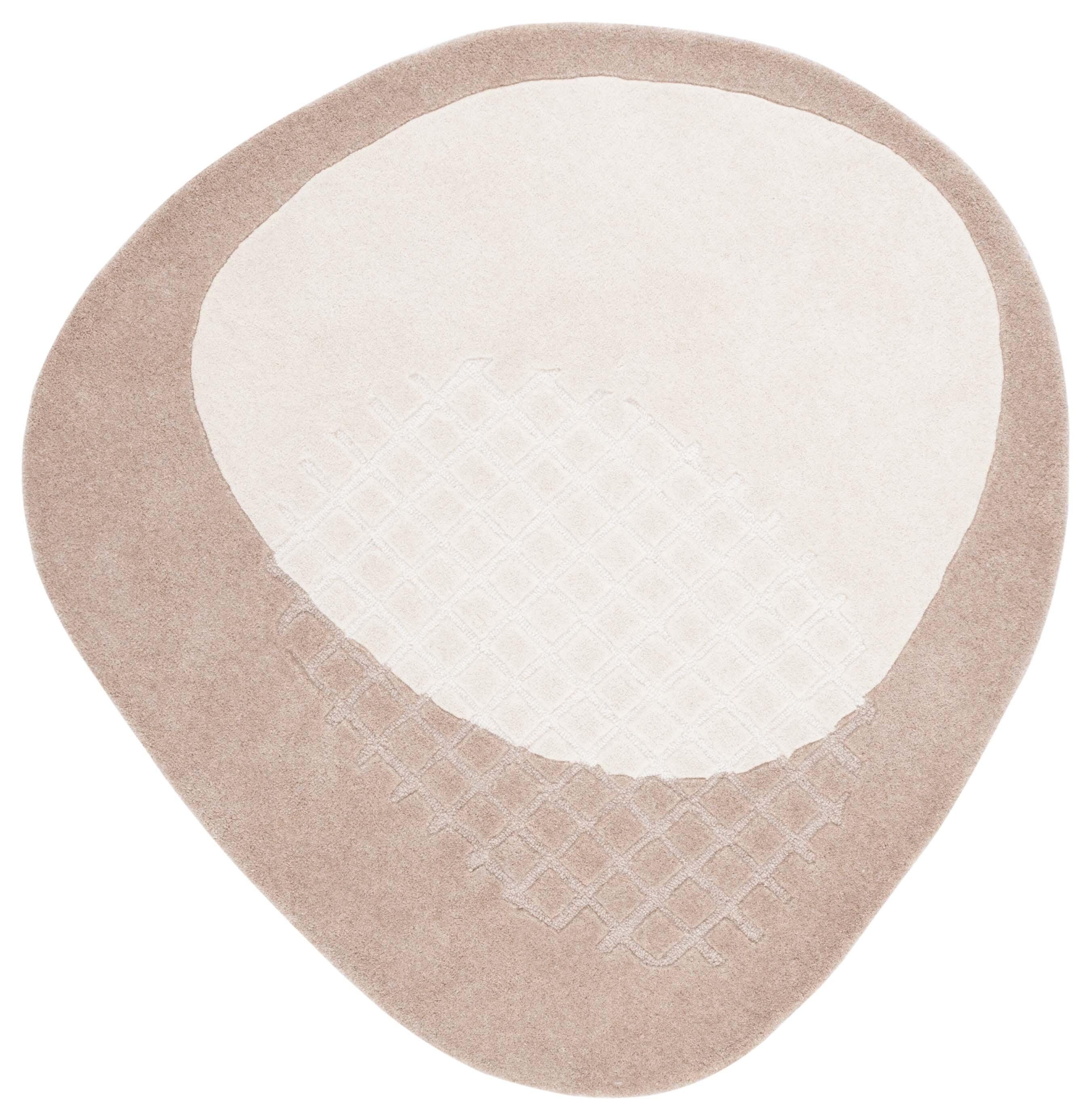 Safavieh Novelty Collection Urta 5' x 5' Square Rug, Beige/Ivory, large