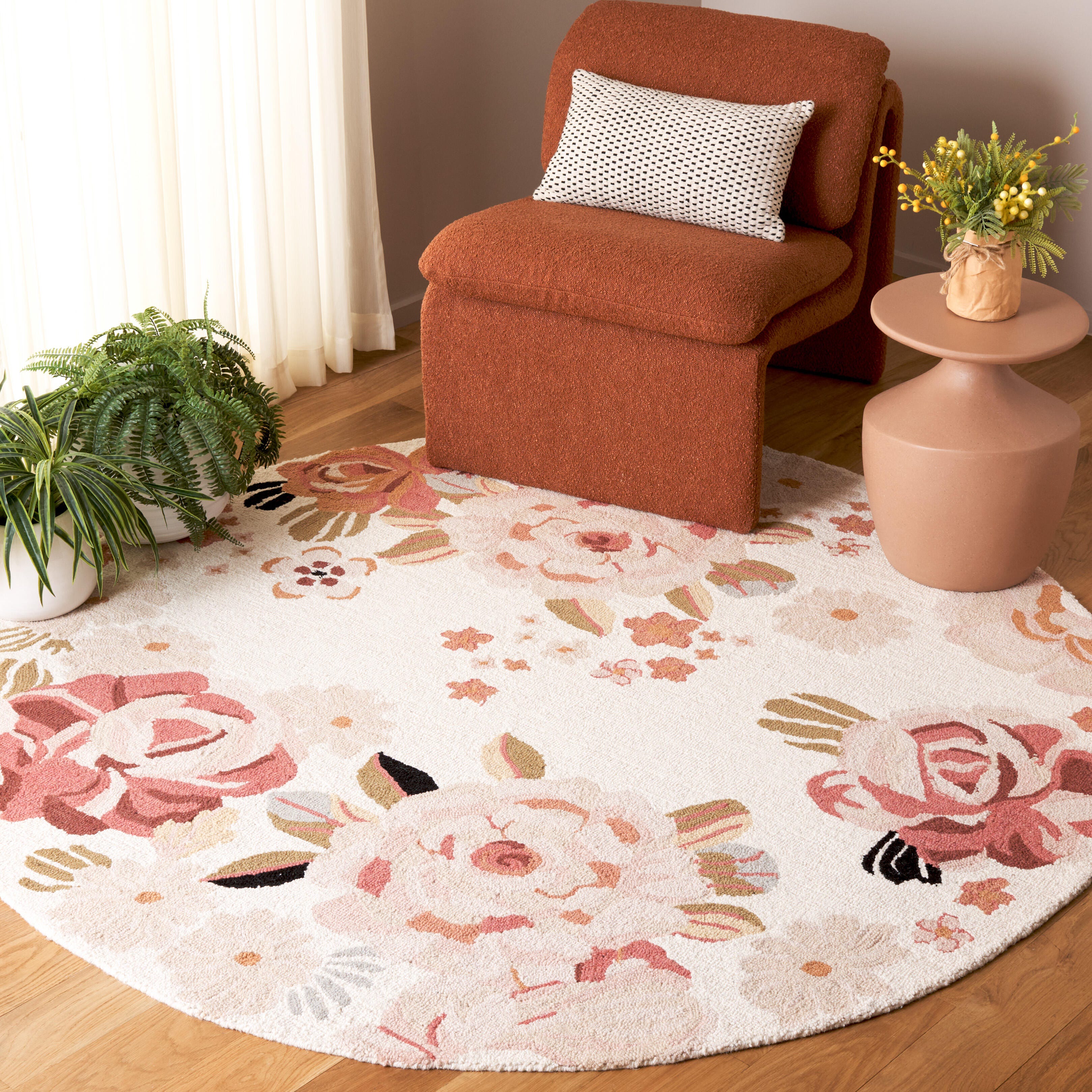 Safavieh Jardin Collection Resie 6' x 6' Round Rug, Ivory/Pink, rollover