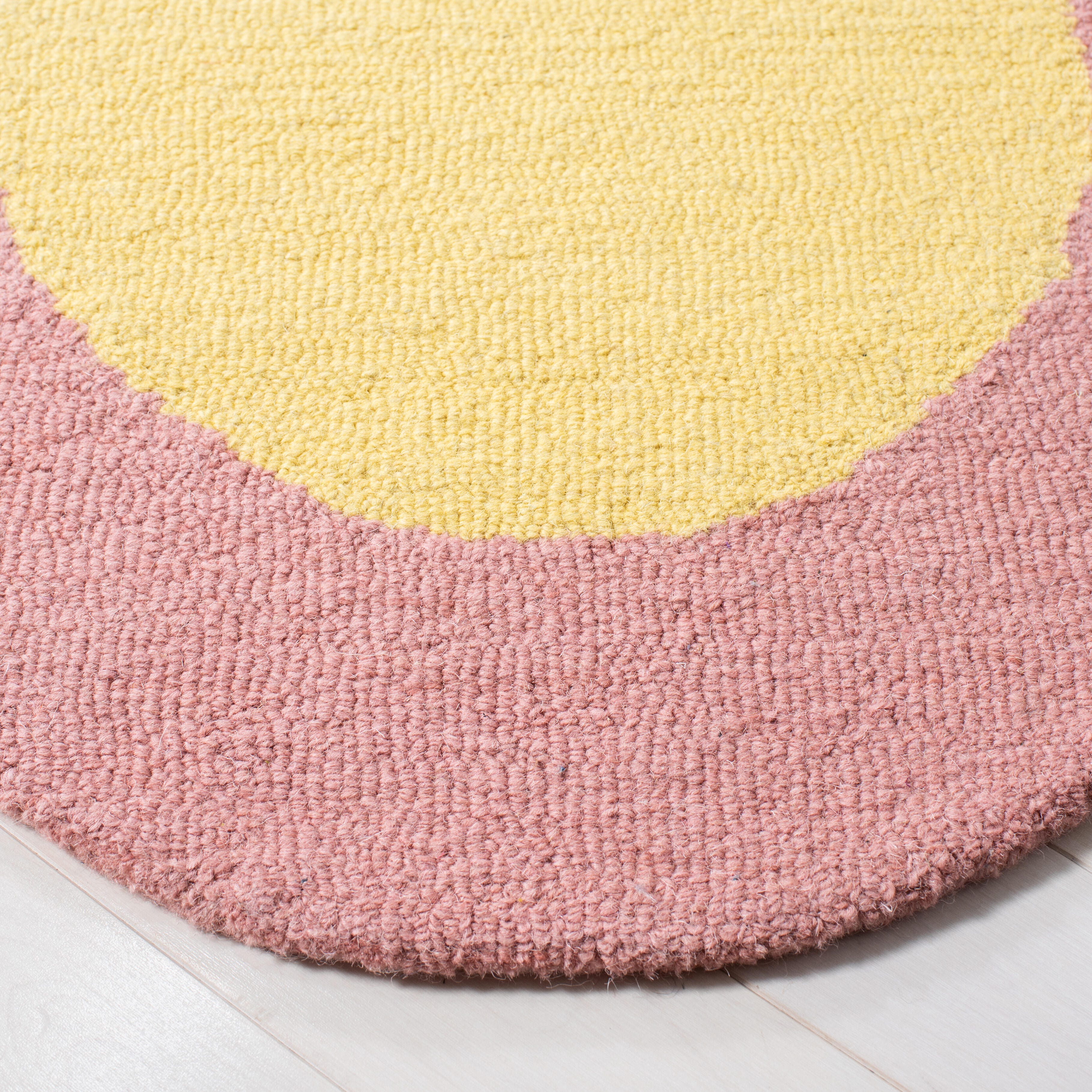 Safavieh Novelty Collection Franziska 4' x 4' Round Rug, Pink/Yellow, large